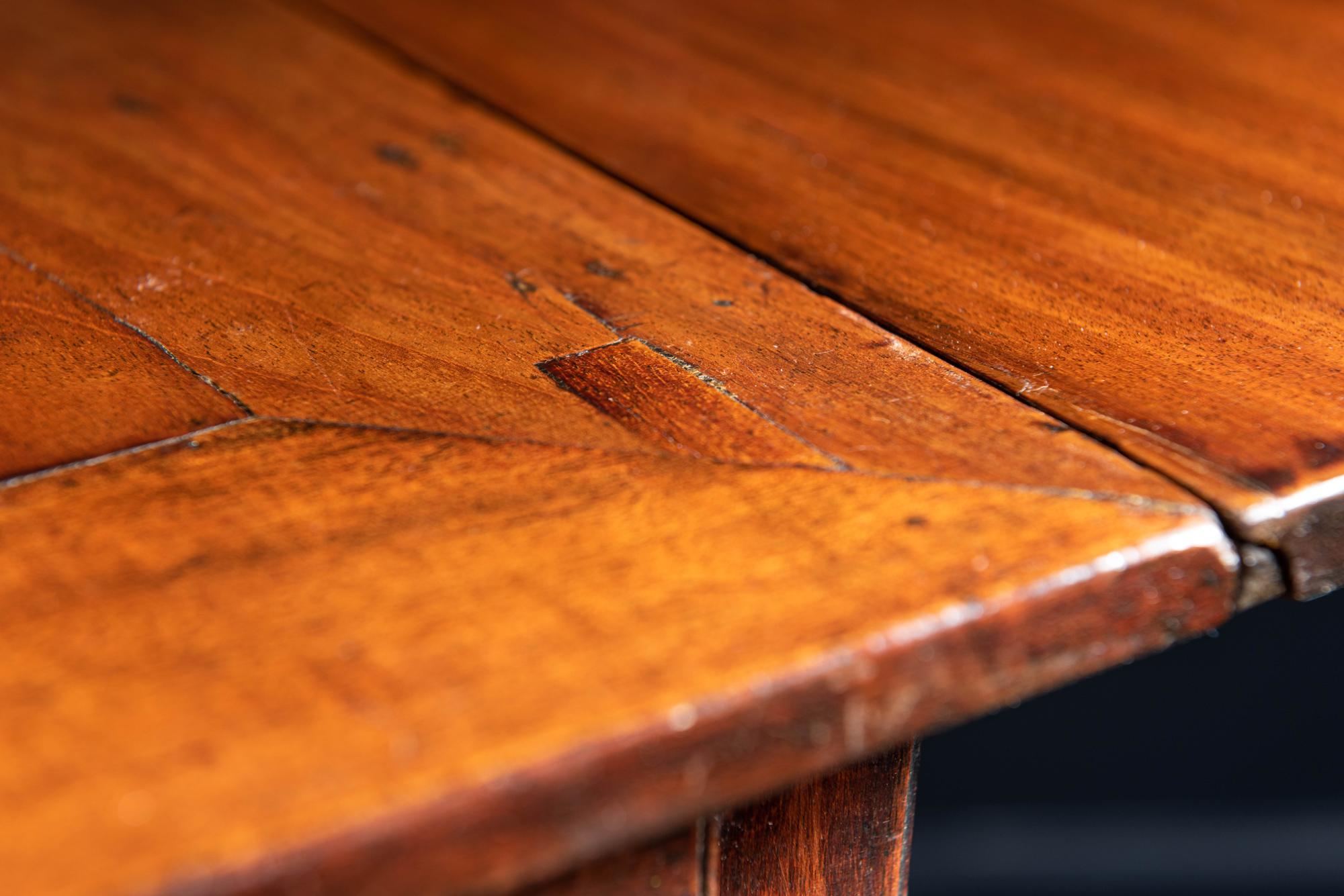 Acajou Table Pembroke en acajou Regency:: anglais:: début du 19e siècle en vente