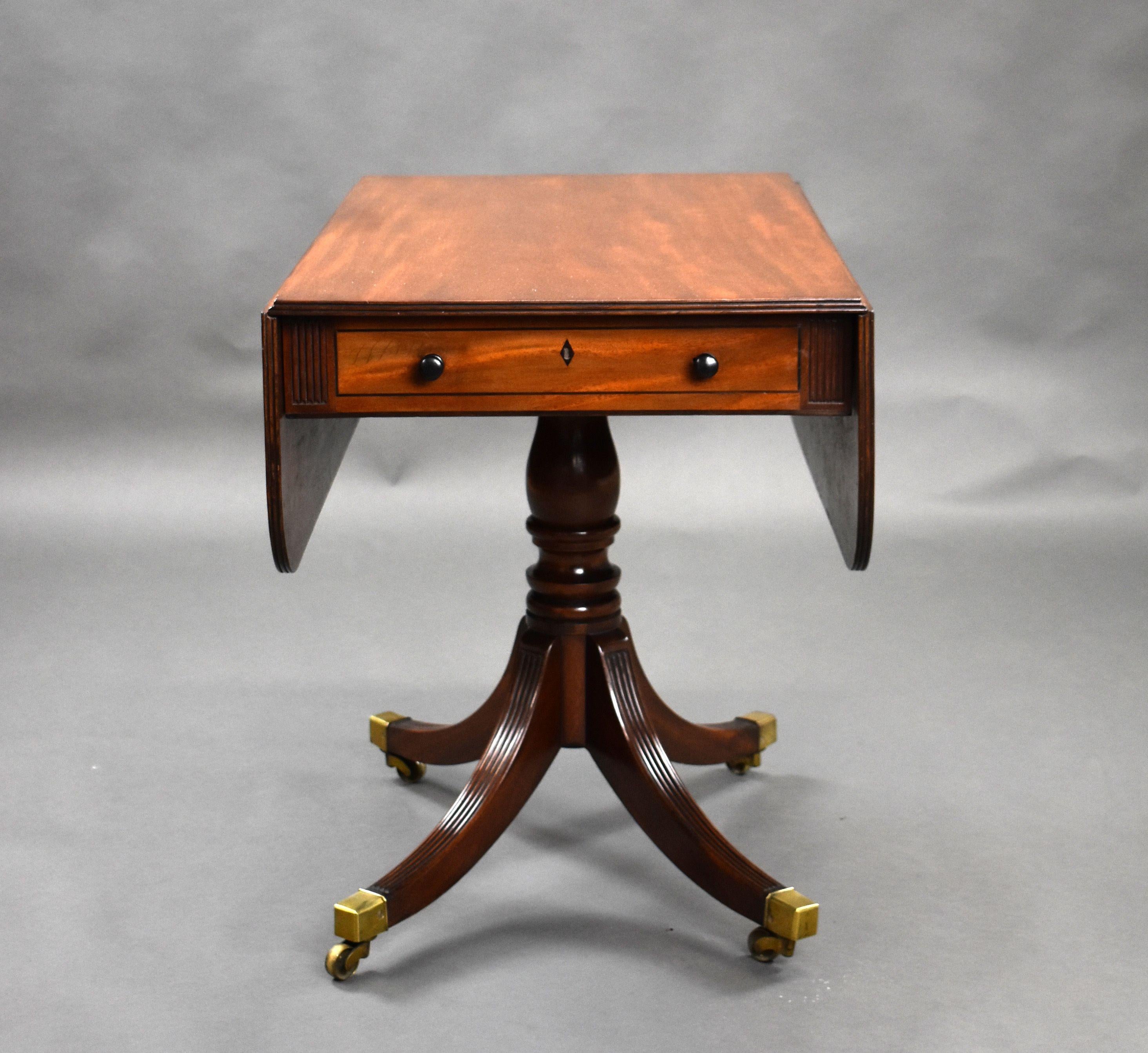 For sale is a Regency mahogany Pembroke table, in very good condition for its age.
Width: 91cm Depth: 55cm Height: 72cm Open: 106cm