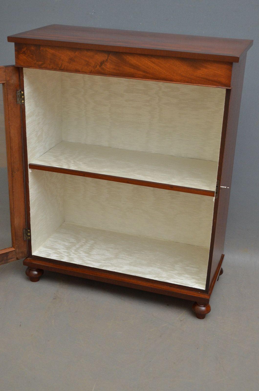 Early 19th Century Regency Mahogany Pier Cabinet For Sale