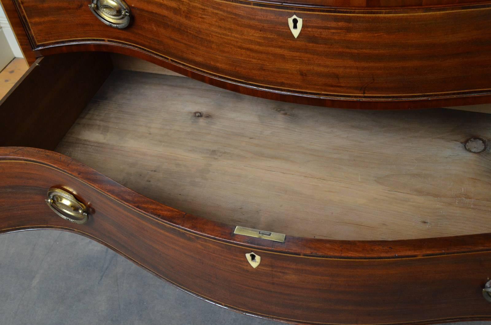 Regency Mahogany Serpentine Chest of Drawers 1