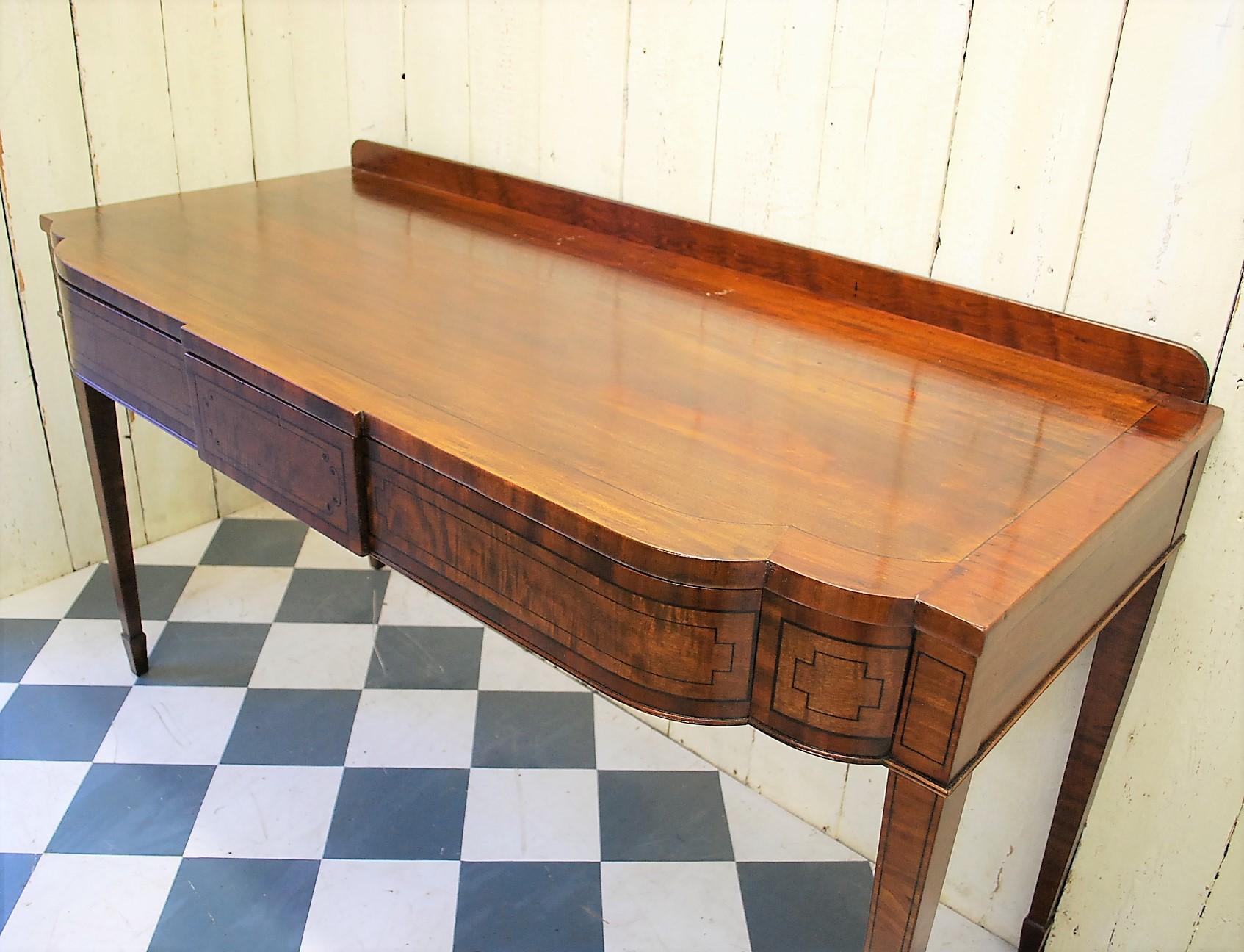 English Regency Mahogany Serving Table or Console Table For Sale