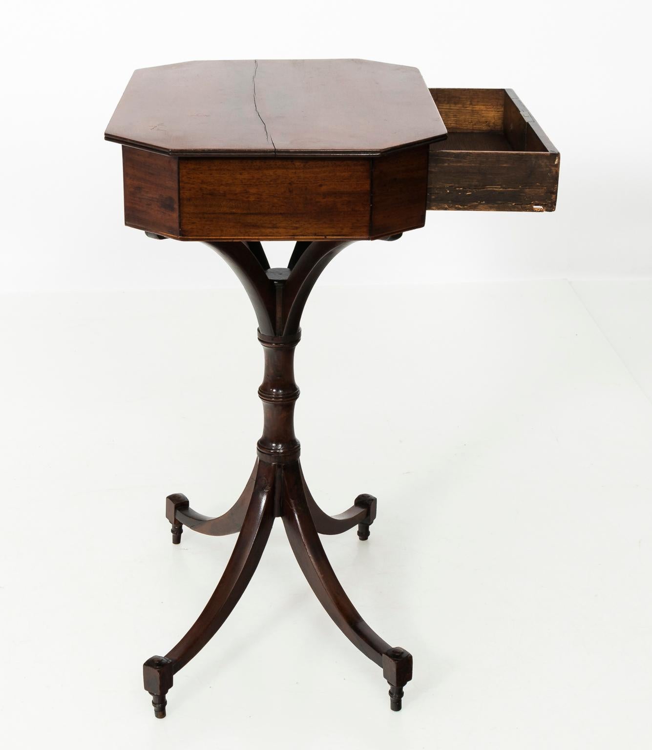 Regency Mahogany Side Table, circa 1820s 1