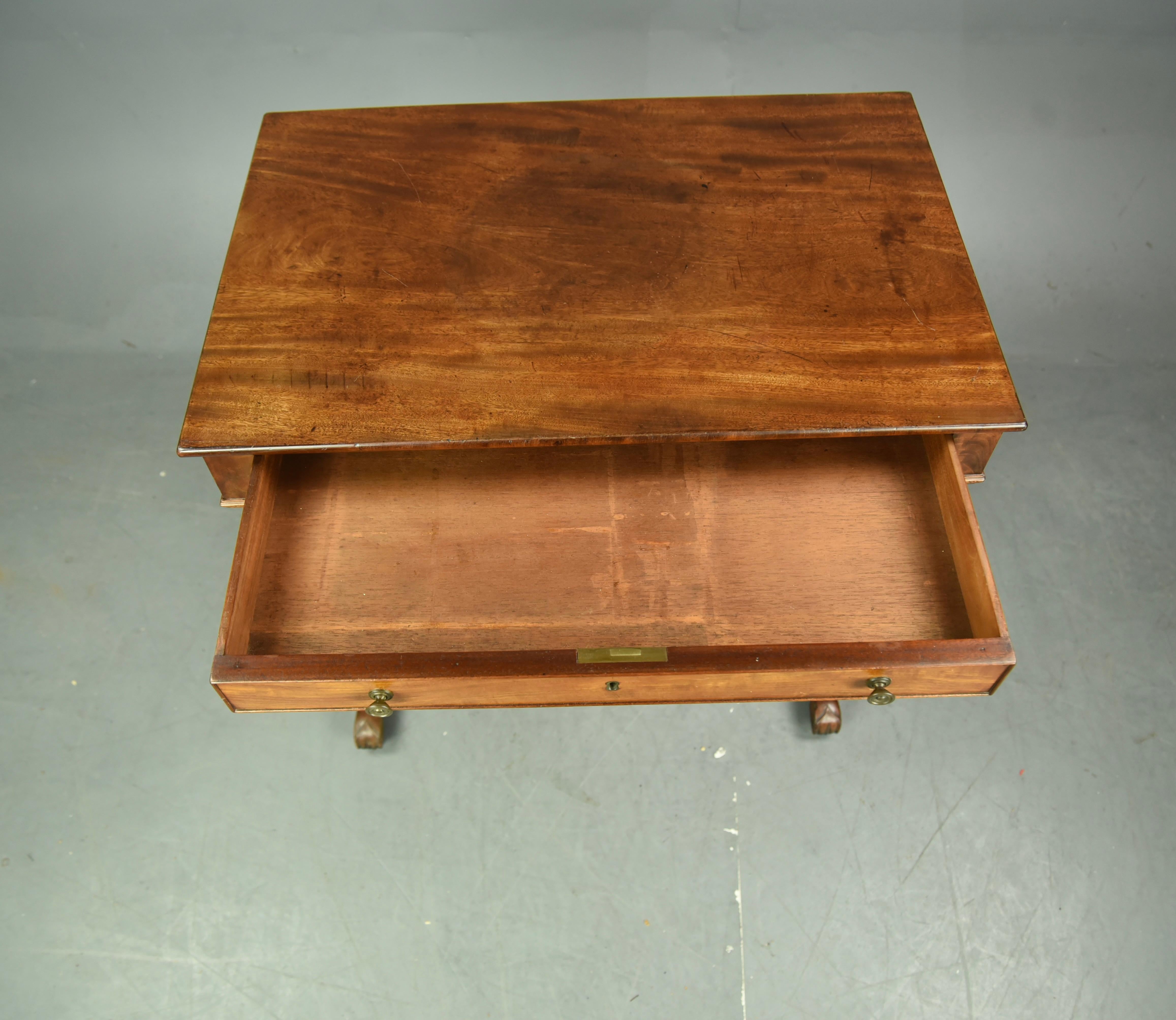 Early 19th Century Regency Mahogany Side Table /Lamp Table