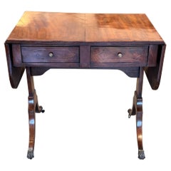 Mesa de sofá de caoba Regency
