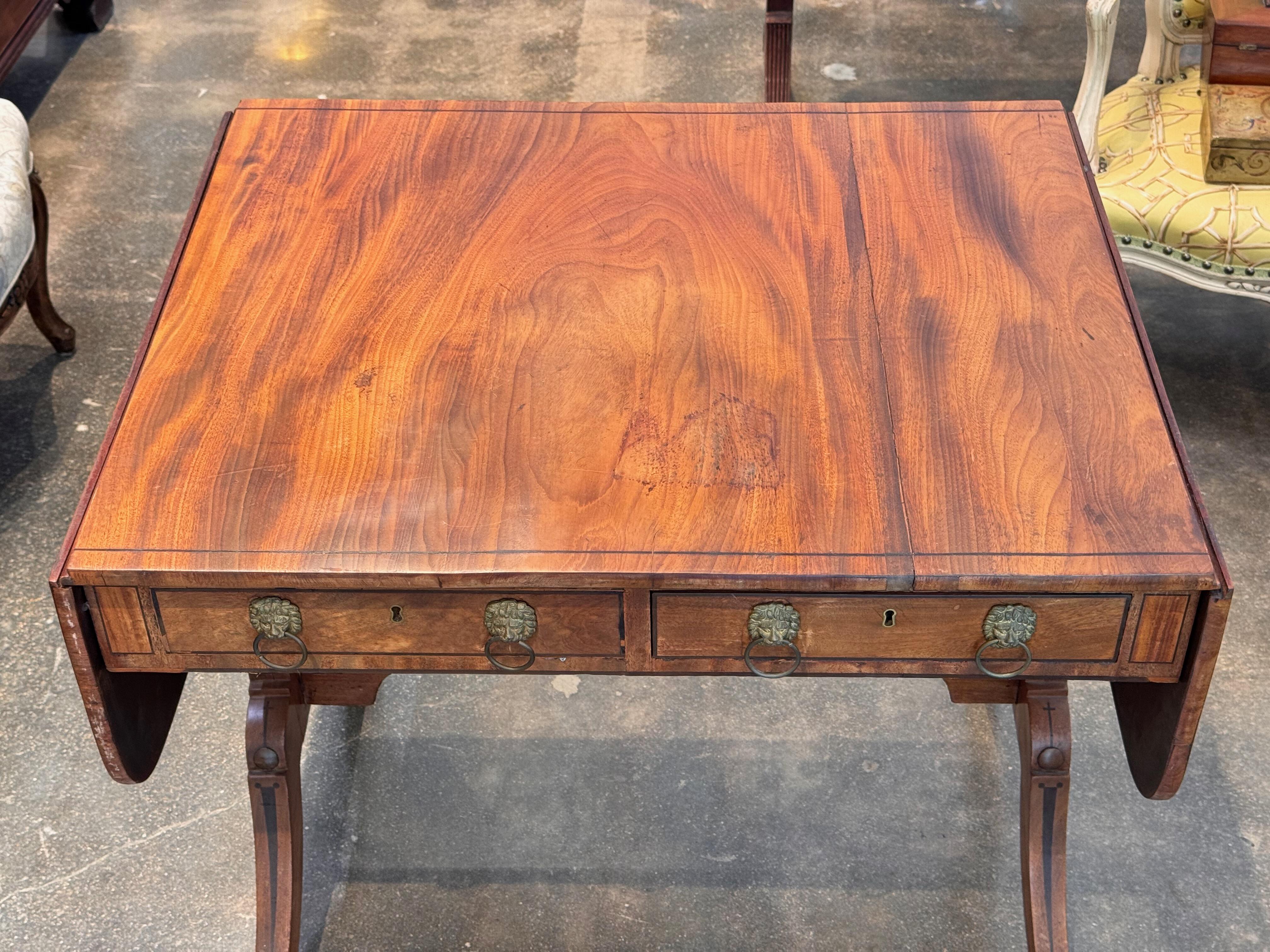 Acajou Regency Mahogany Sofa Table With Lion Mask Pulls en vente