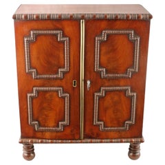 Cabinet de table Regency en acajou, 19e siècle 