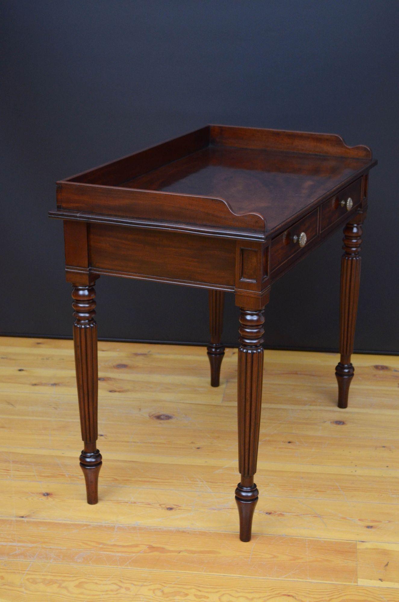 Regency Mahogany Table in the Manner of Gillows 10
