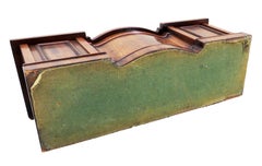 Credenza Regency in mogano per tè in miniatura a serpentina