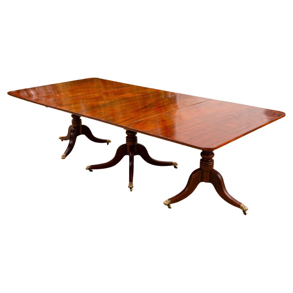 Regency Style Mahogany Triple Pedestal Dining Table For Sale at 1stDibs