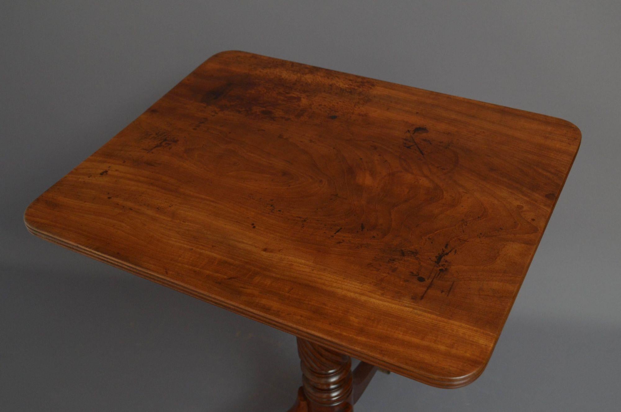 Regency Mahogany Tilt Top Table In Good Condition For Sale In Whaley Bridge, GB