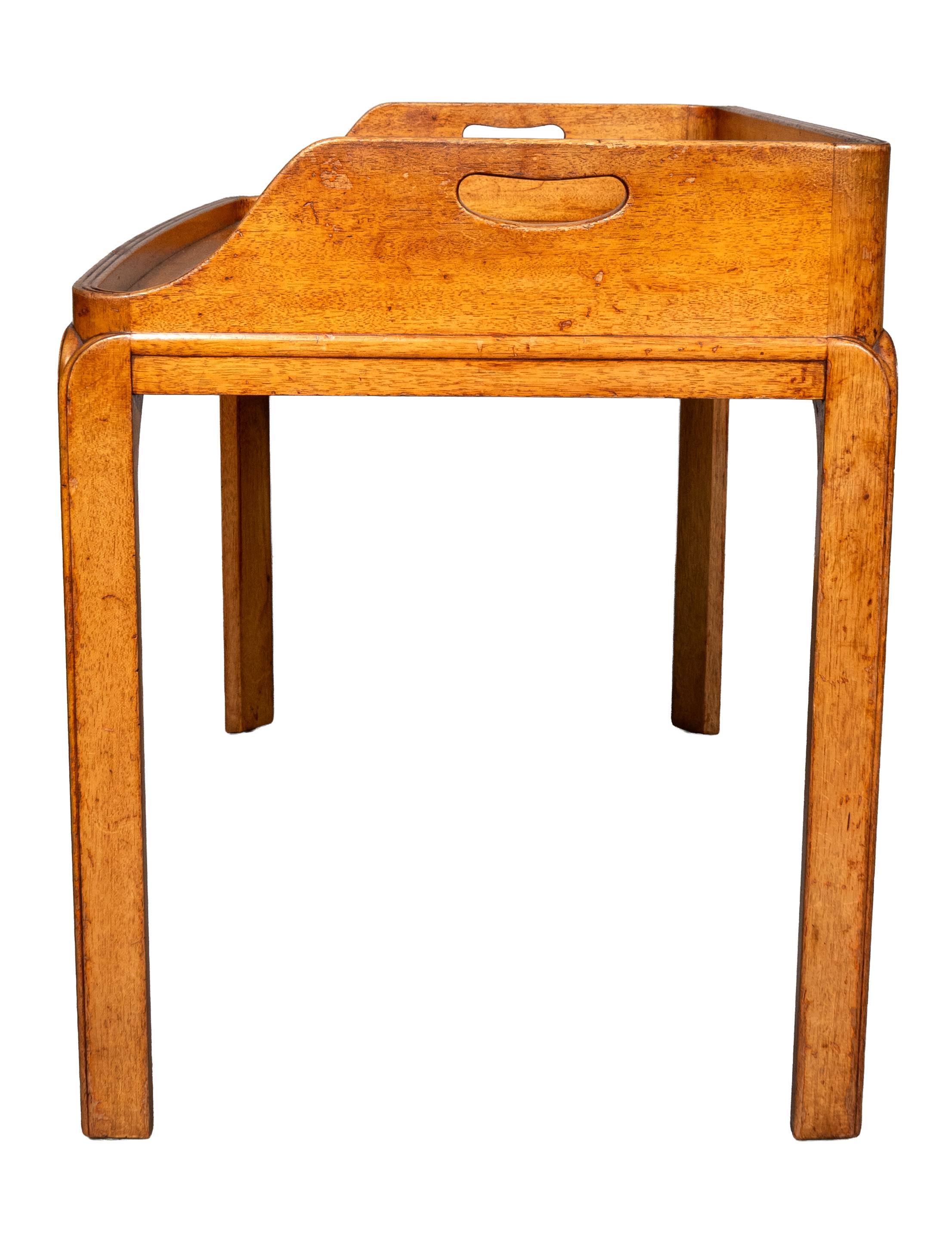 Regency Mahagoni Tablett Tisch im Angebot 1