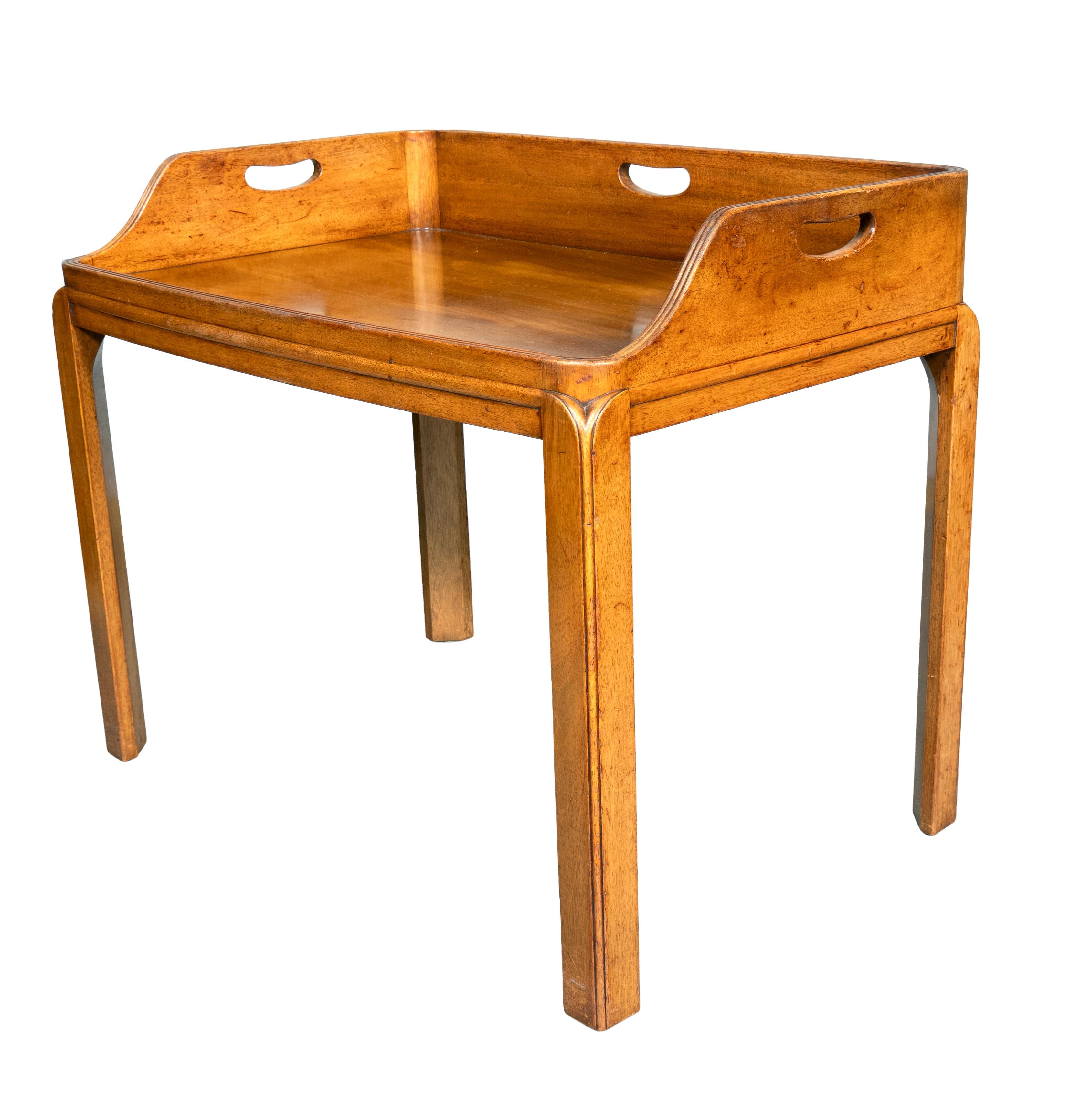 Regency Mahagoni Tablett Tisch im Angebot 2