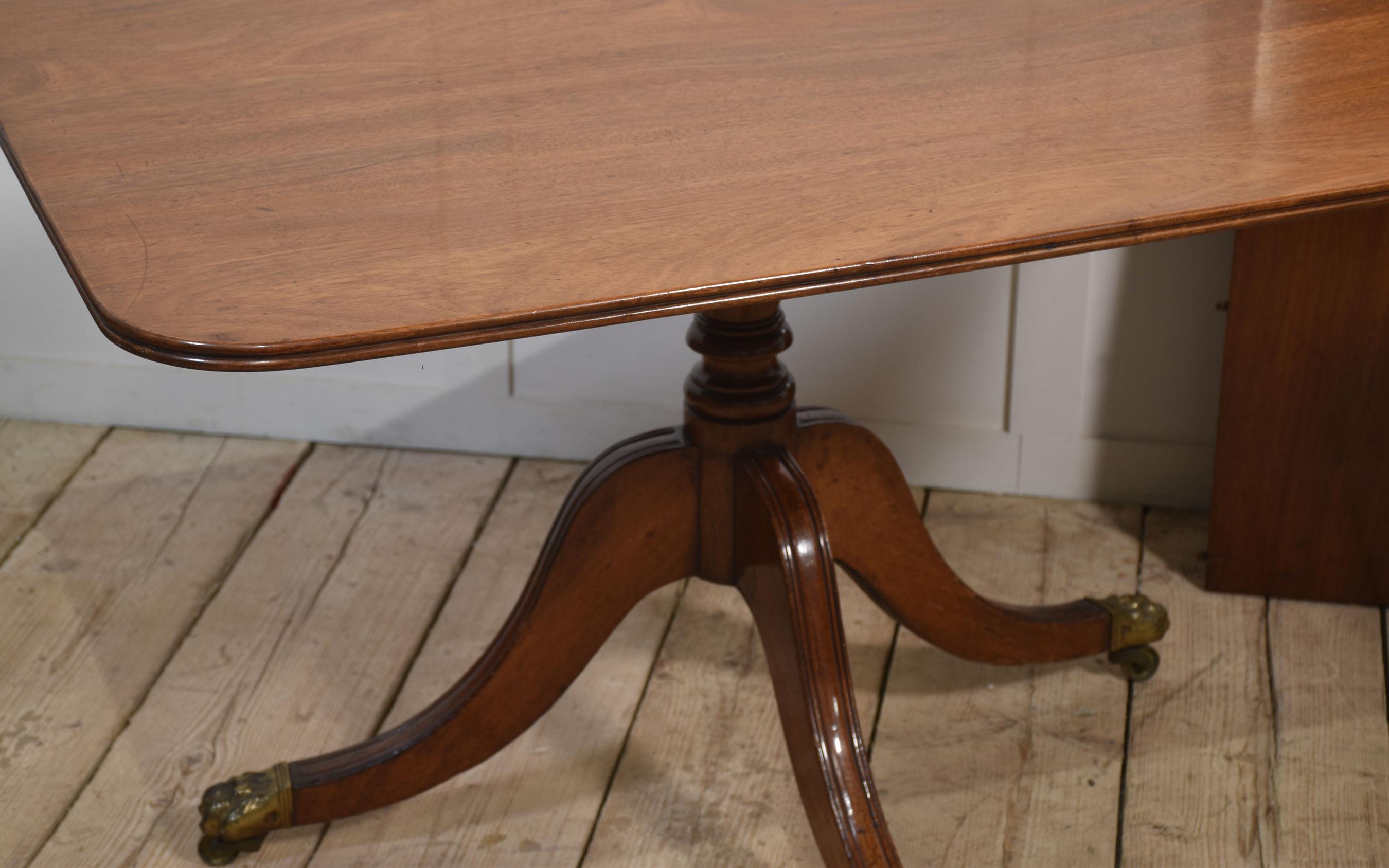 Regency mahogany twin pillar dining table For Sale 2