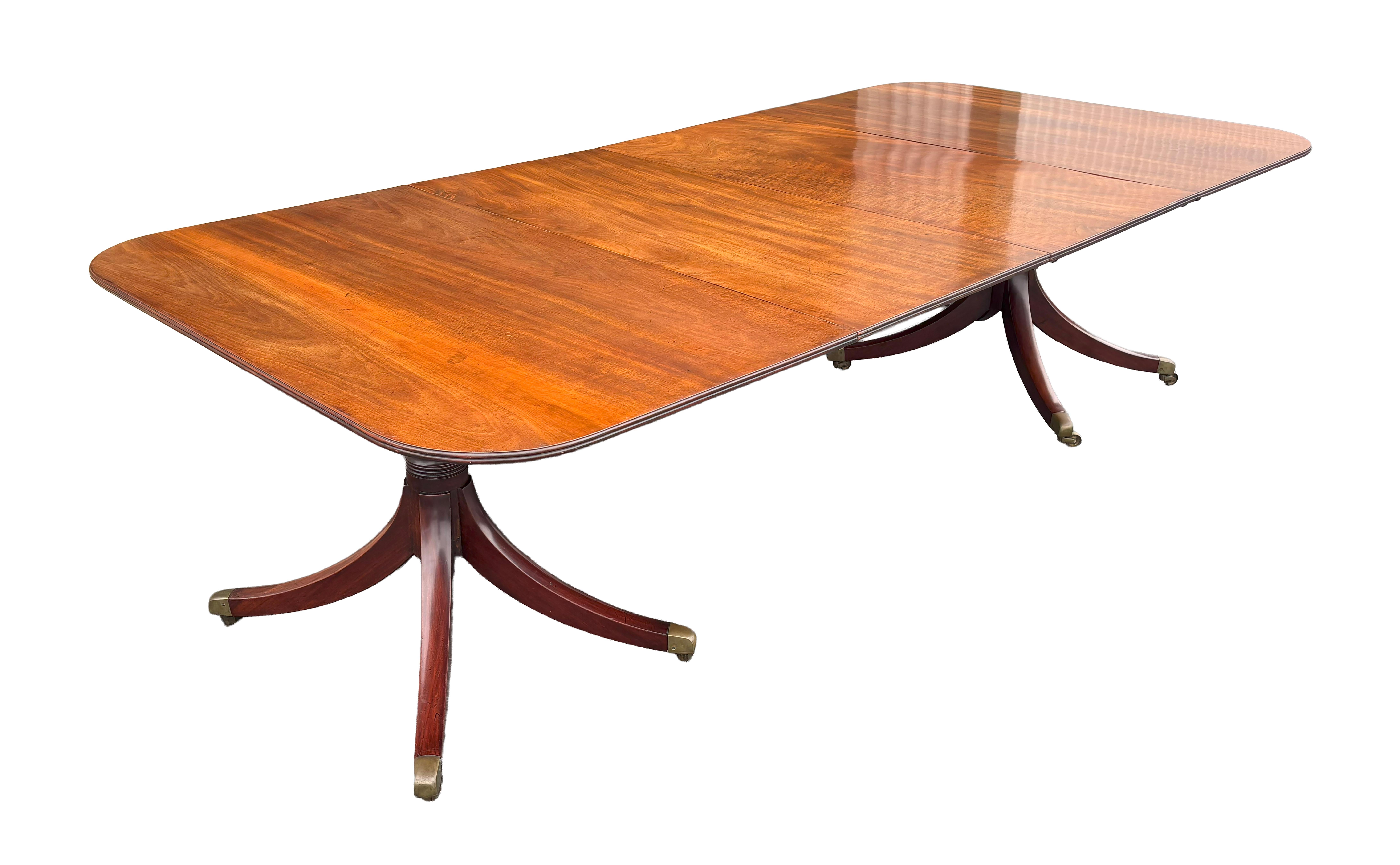 Early 19th Century Regency Mahogany Two Pedestal Dining Table For Sale