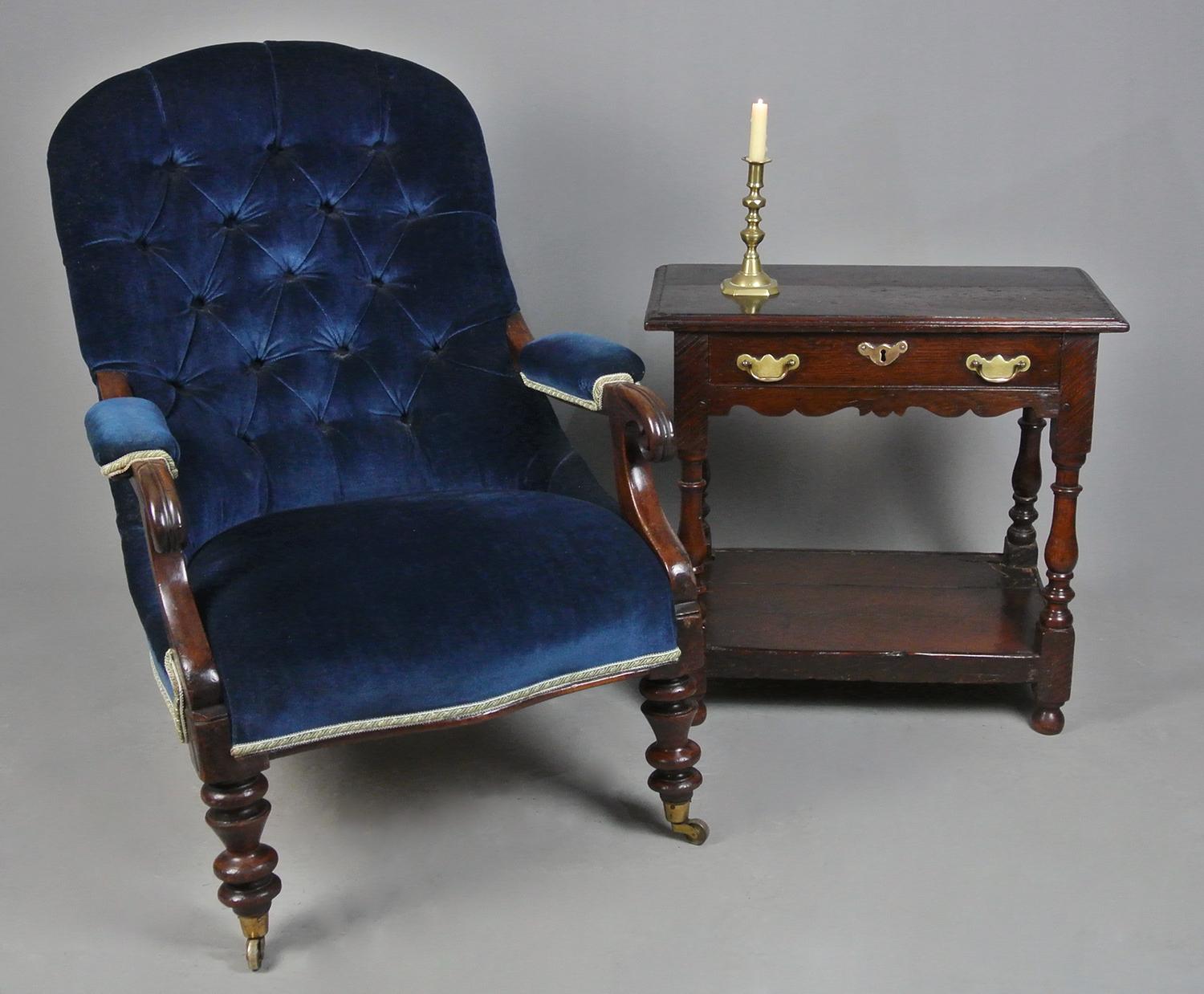 A handsome and comfortable solid mahogany framed Regency library arm chair with original and substantial brass casters to the front feet. Made by a craftsman and dating from c. 1820

In good and solid condition, the frame without repairs, movement