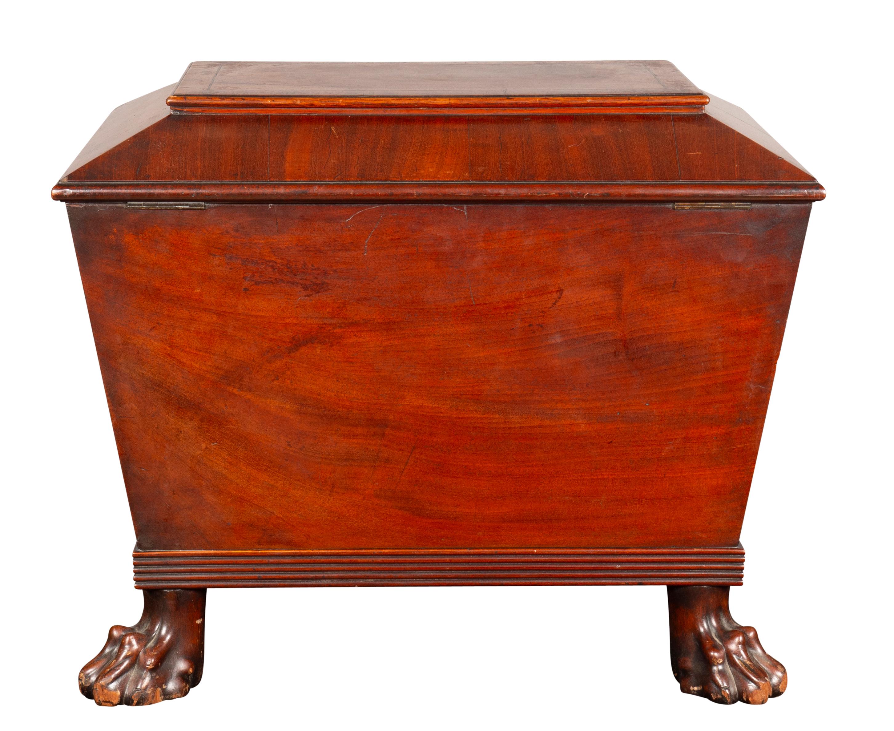 Regency Mahogany Wine Cooler In Good Condition For Sale In Essex, MA