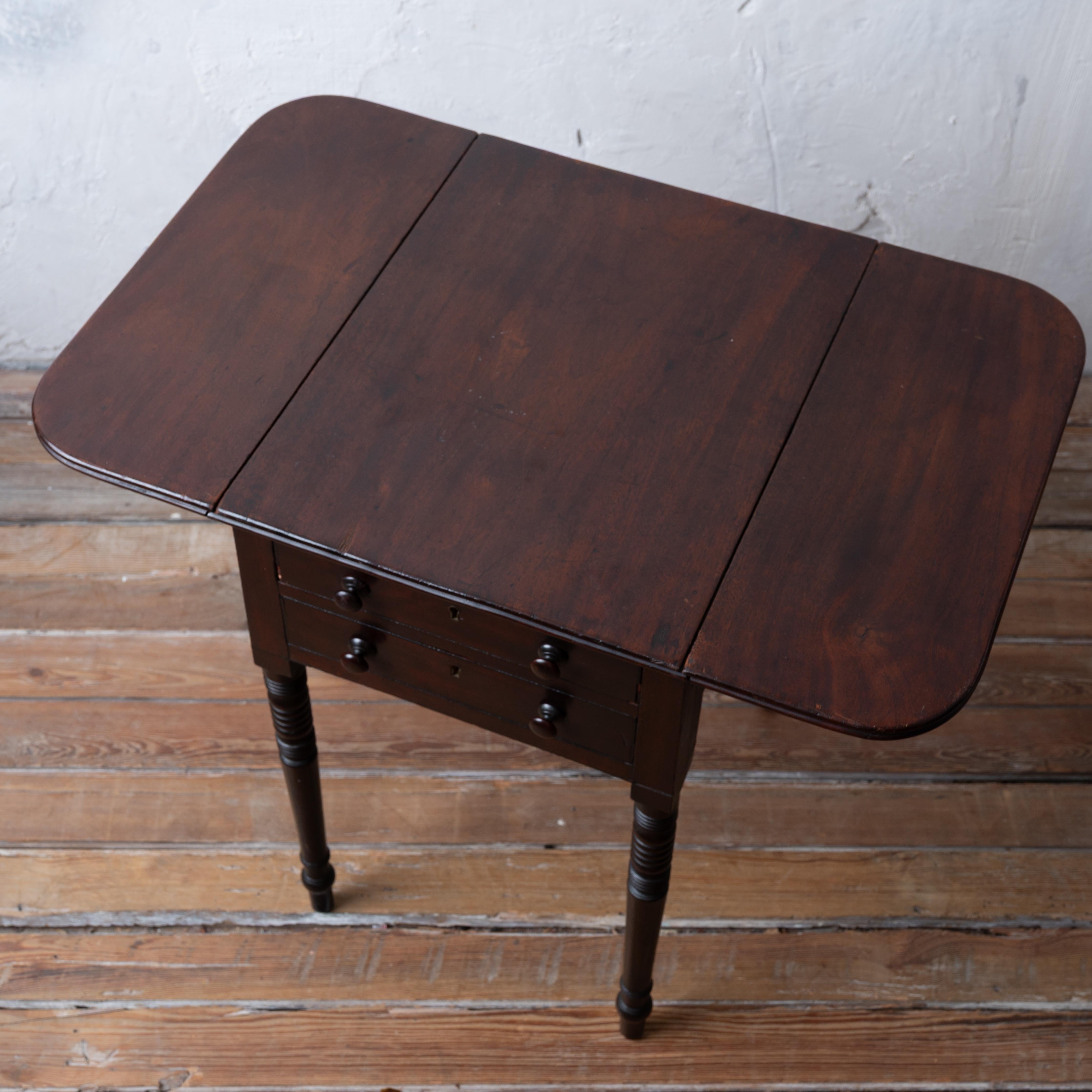 Regency Mahogany Work Table, c.1820 For Sale 1