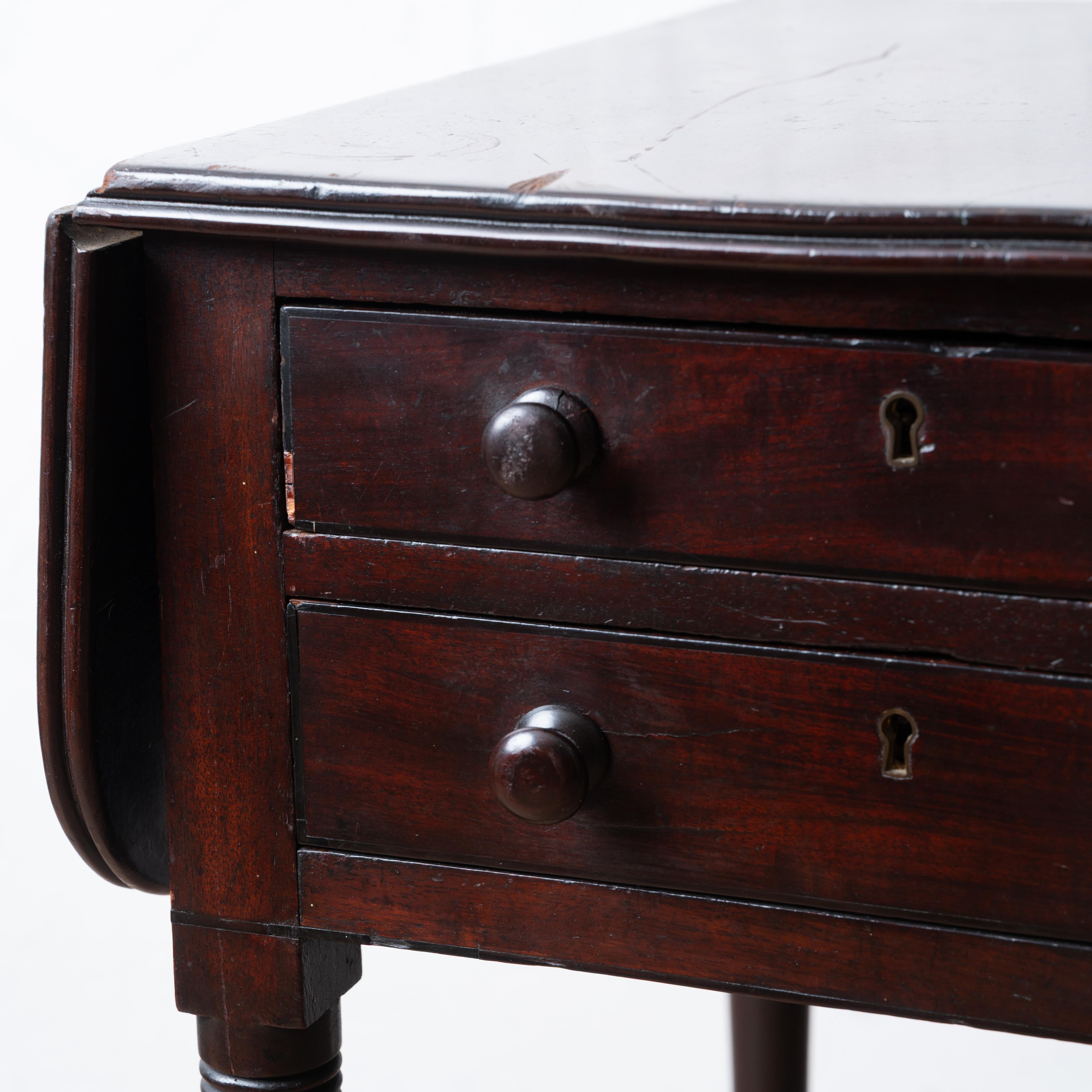Regency Mahogany Work Table, c.1820 For Sale 2
