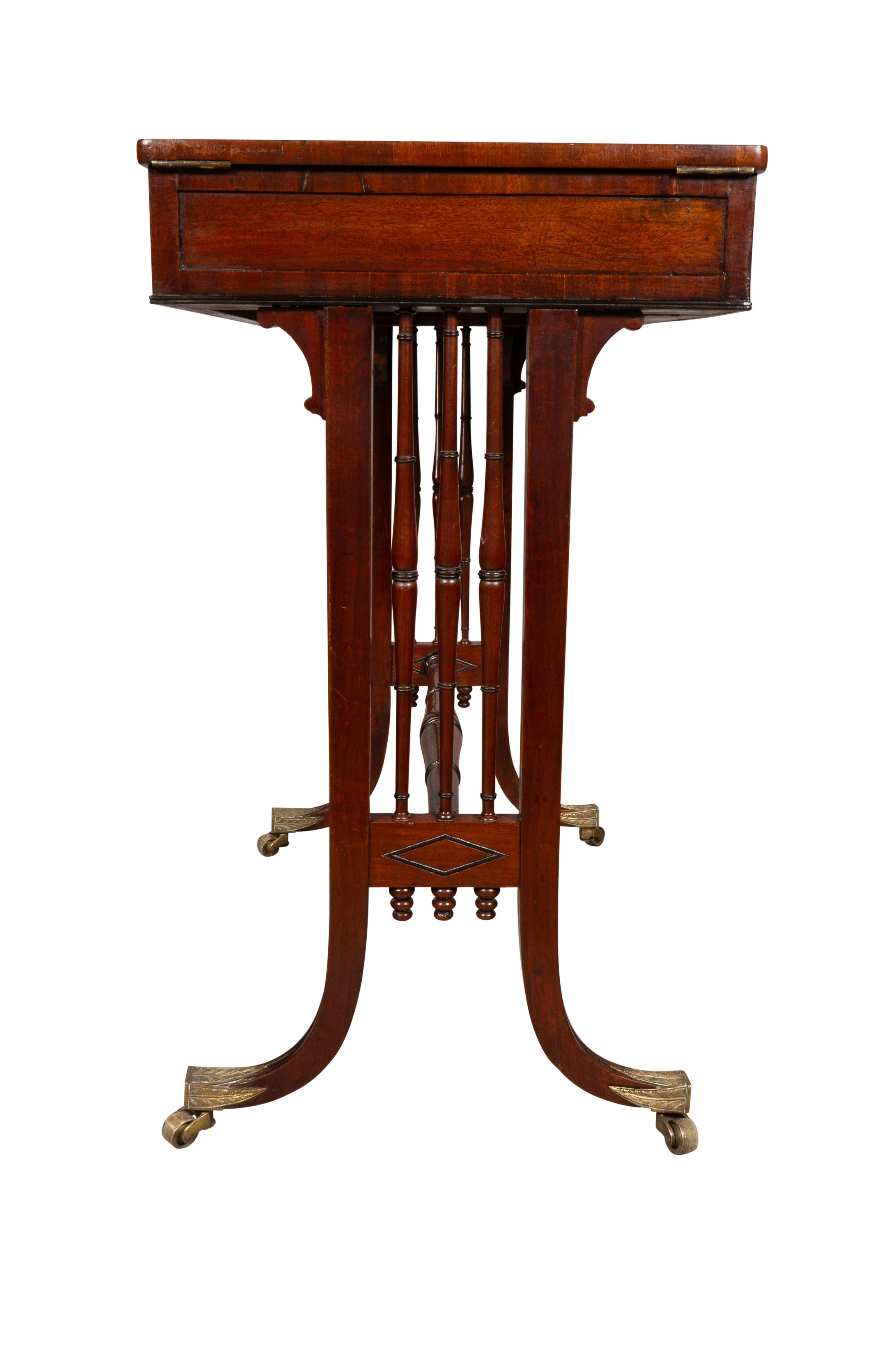 Regency Mahogany Writing Table By Gillows Of Lancaster For Sale 3
