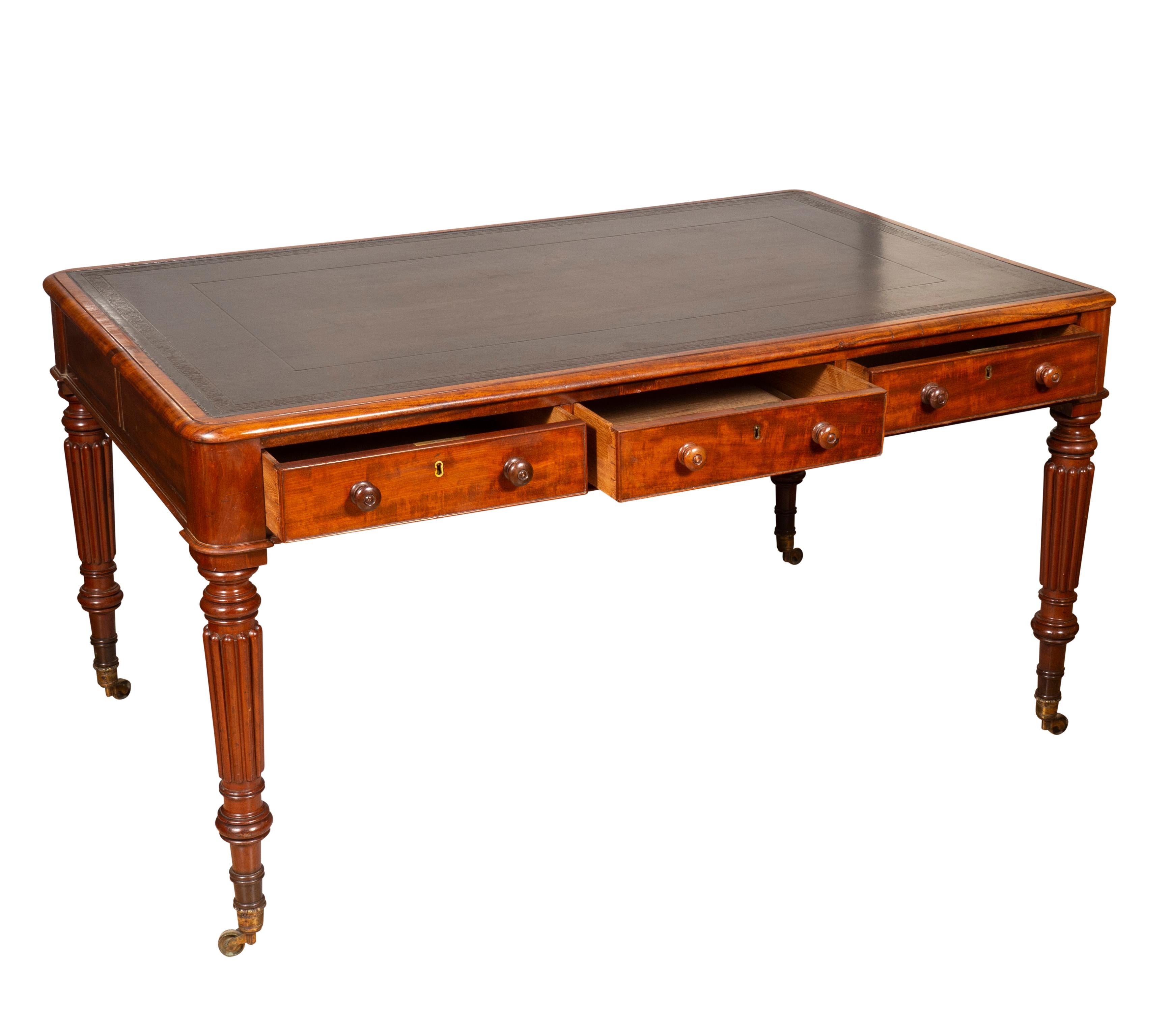 Regency Mahogany Writing Table In Good Condition In Essex, MA