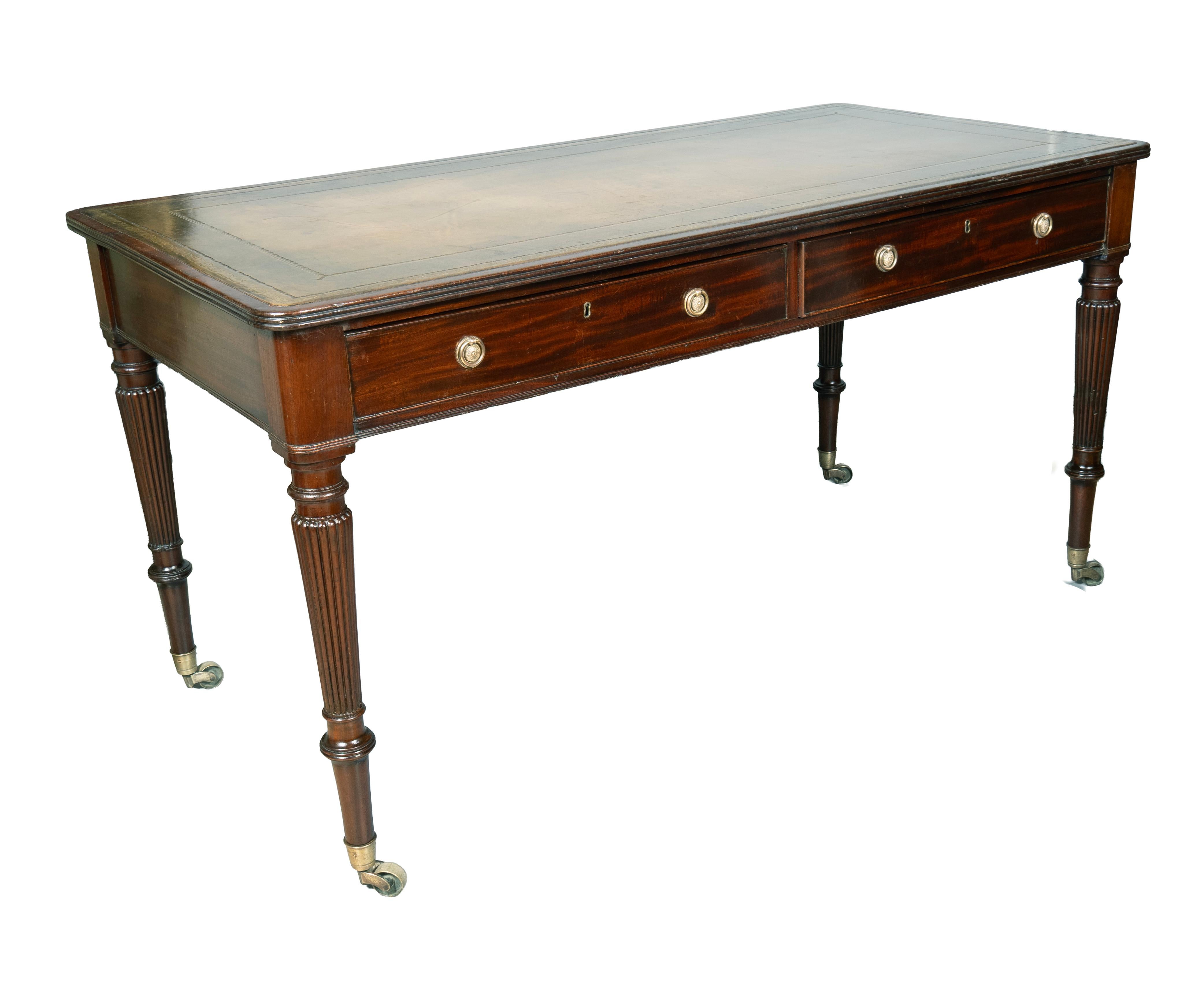Regency Mahogany Writing Table In Good Condition For Sale In Essex, MA