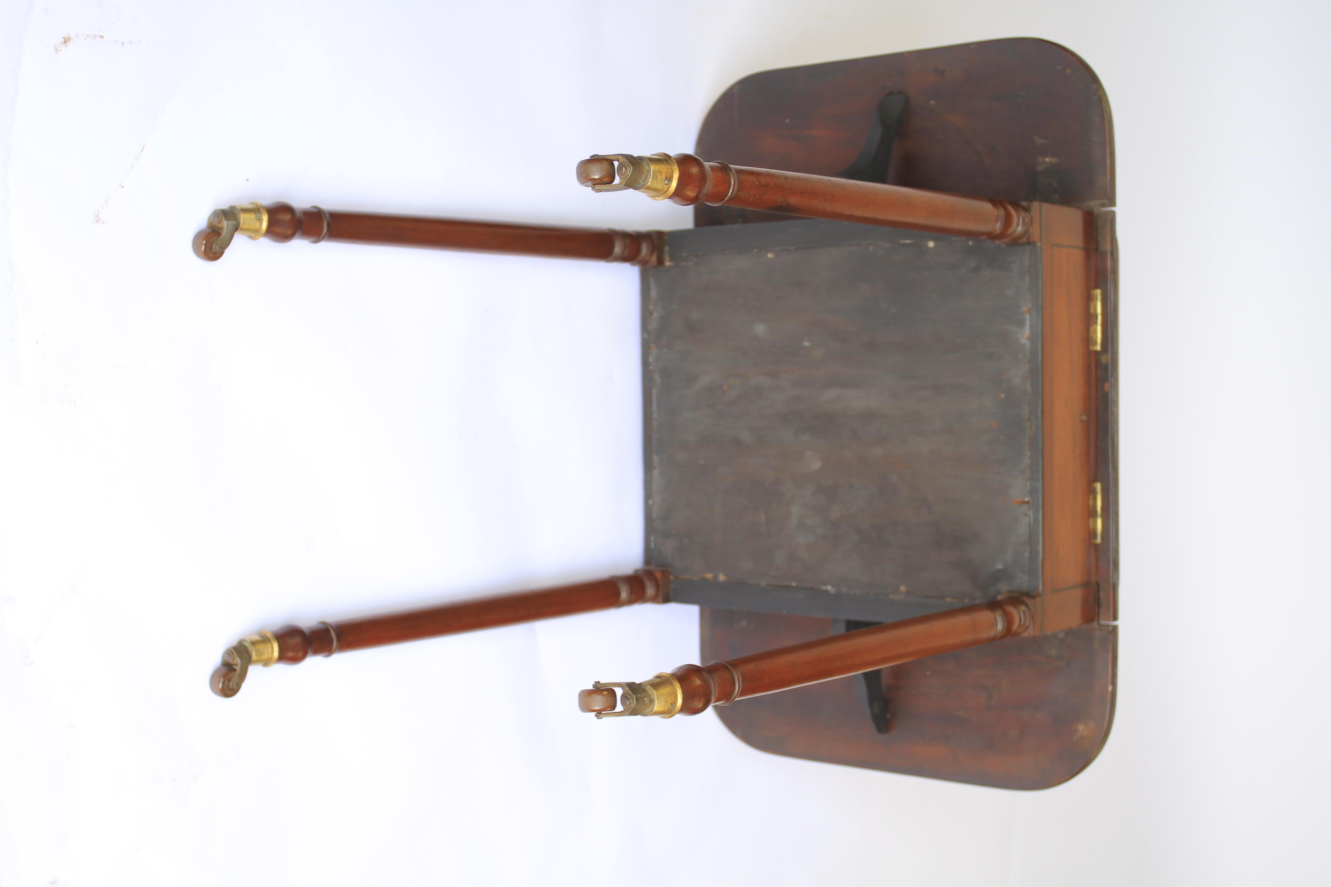 Regency Mahogany writing table with Rachet top For Sale 7