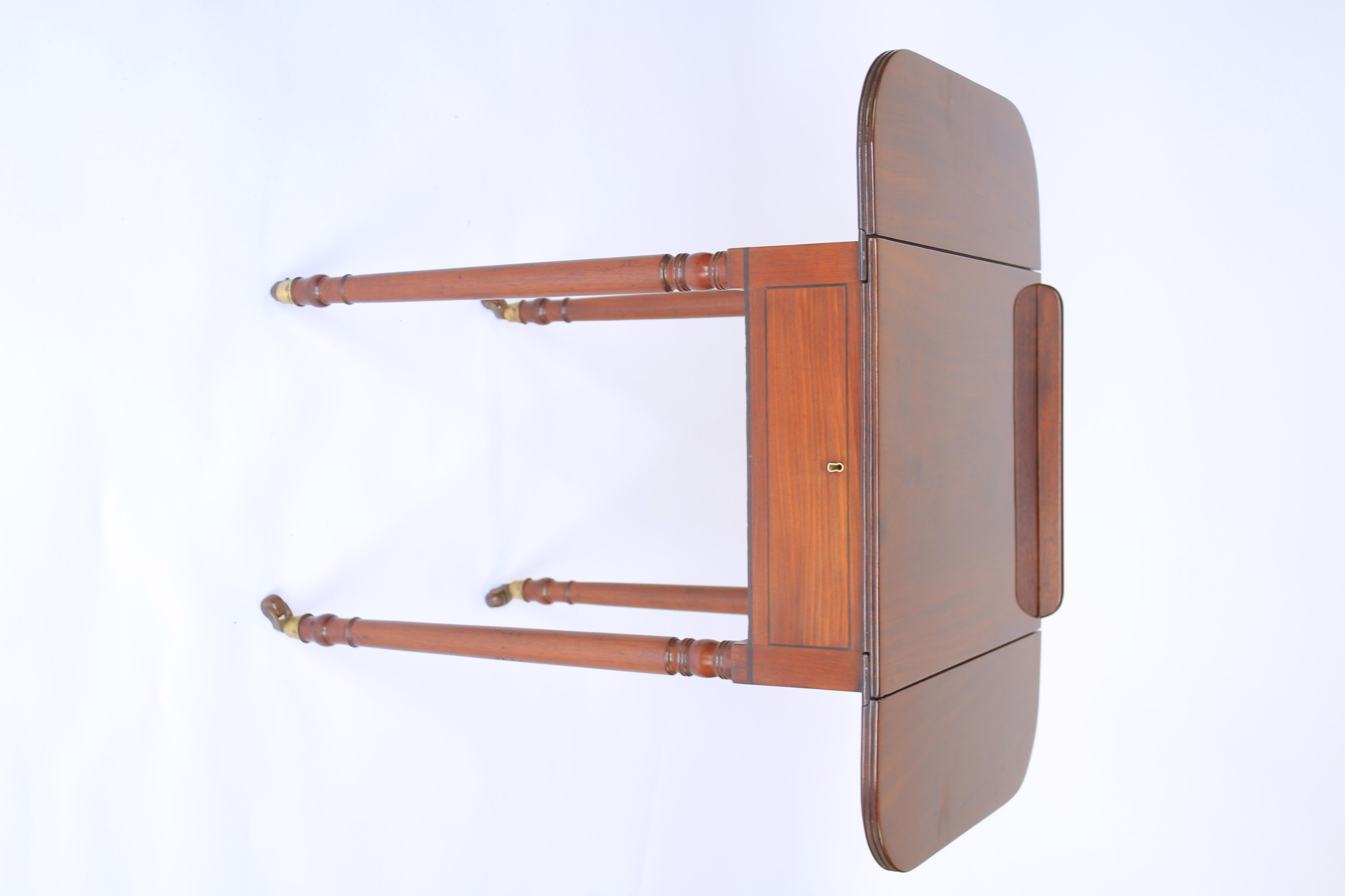 Regency Mahogany writing table with Rachet top For Sale 3