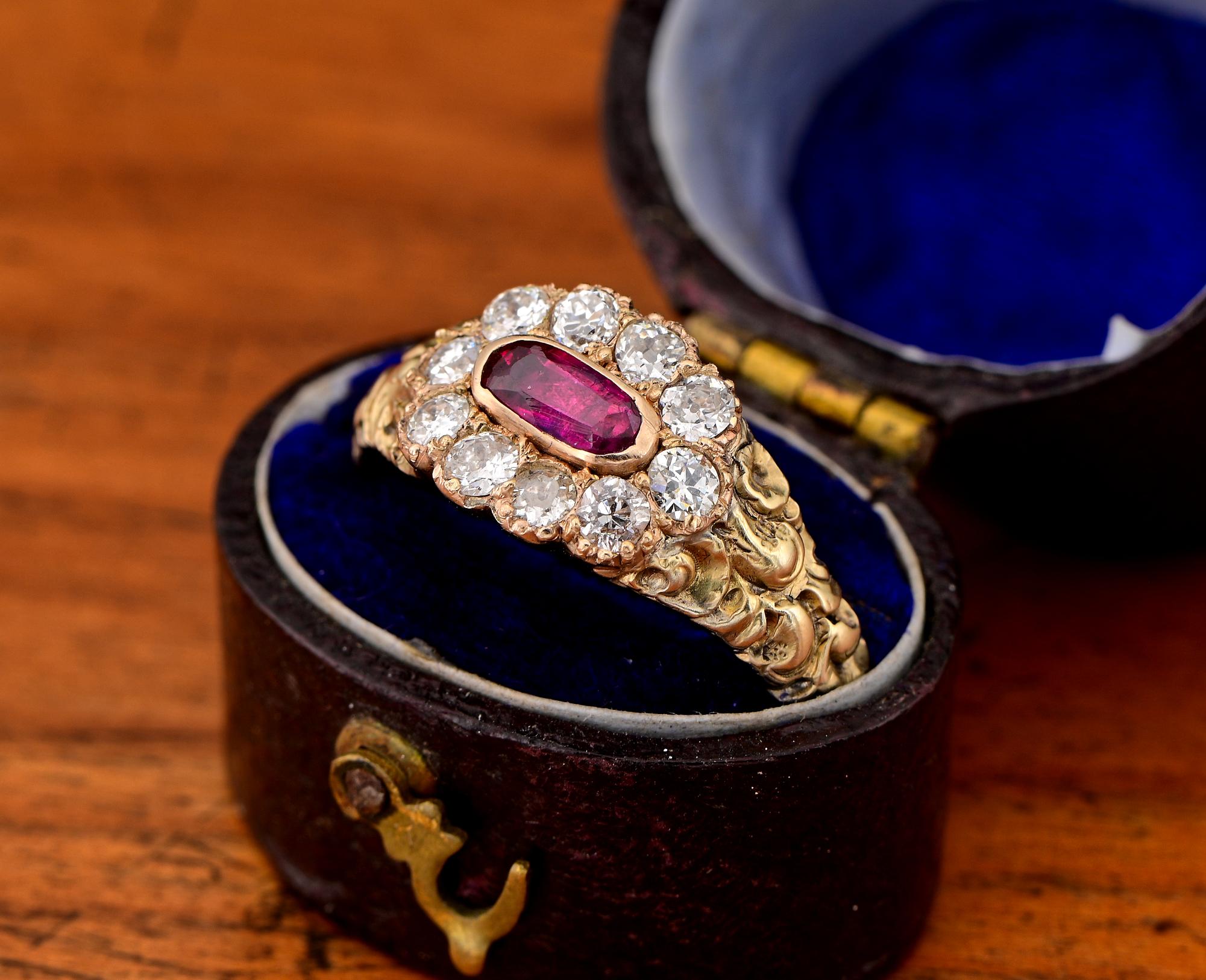 Women's or Men's Regency Natural Untreated Ruby Diamond Rare Memorial 18 KT ring For Sale