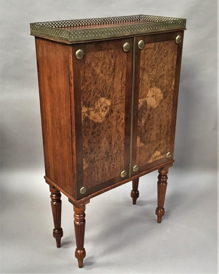 Regency Oak and Burr Oak Side of Small Proportions For Sale at 1stdibs