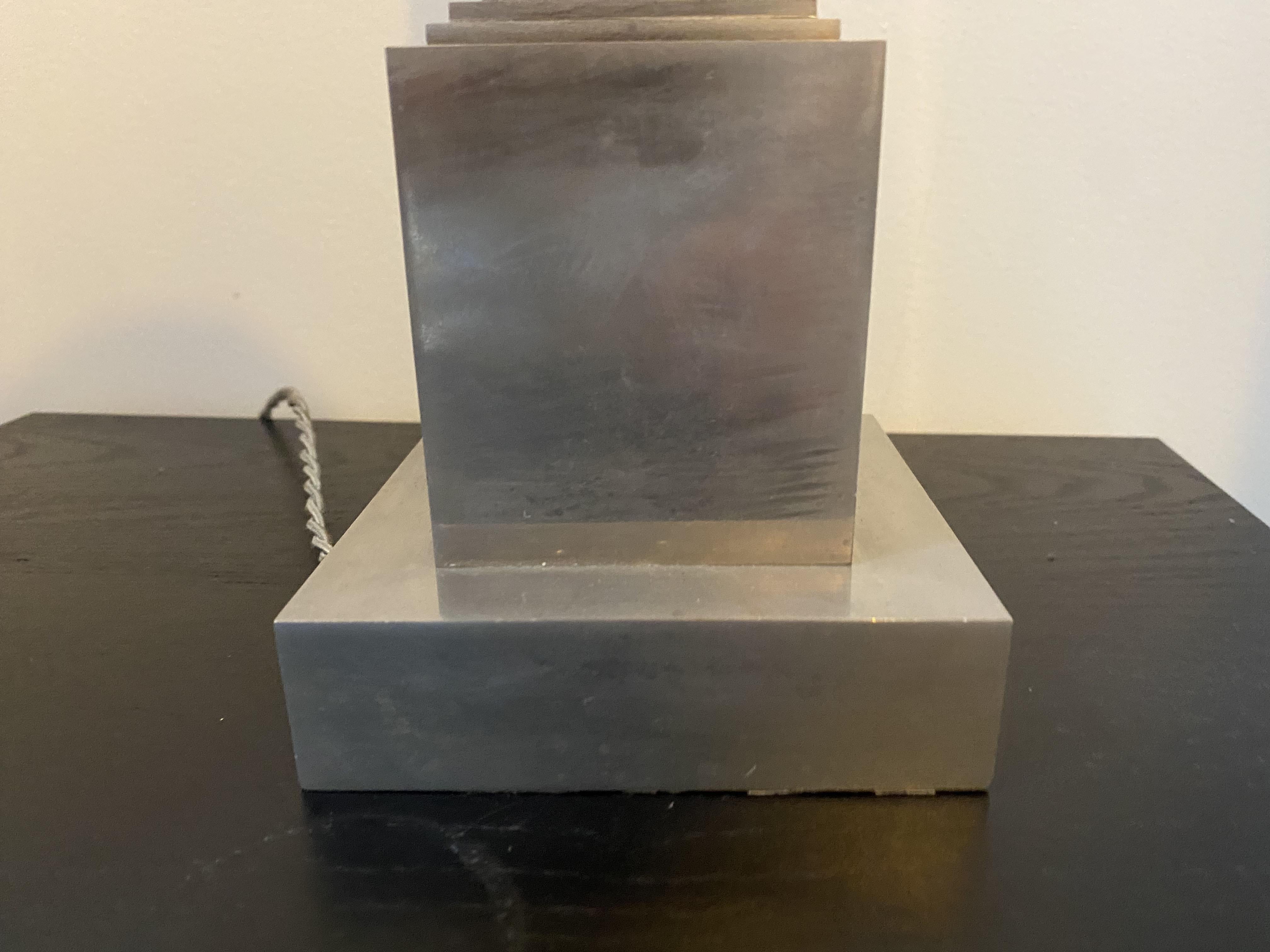 Regency Obelisk Shaped Table Lampe in Chromed Bronze, Maison Charles, 1960s In Good Condition For Sale In Lille, FR