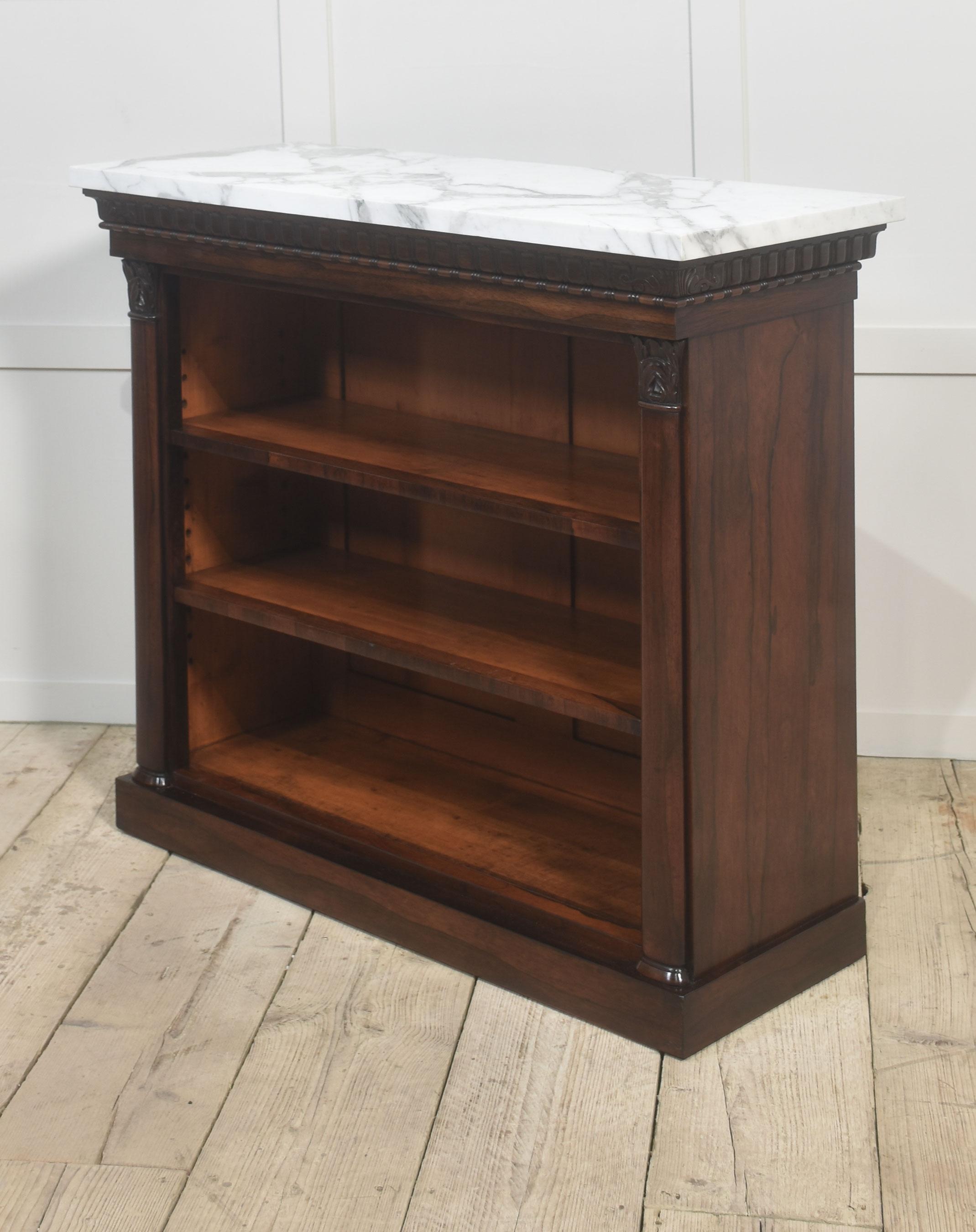 Offenes Regency-Bücherregal im Angebot 7