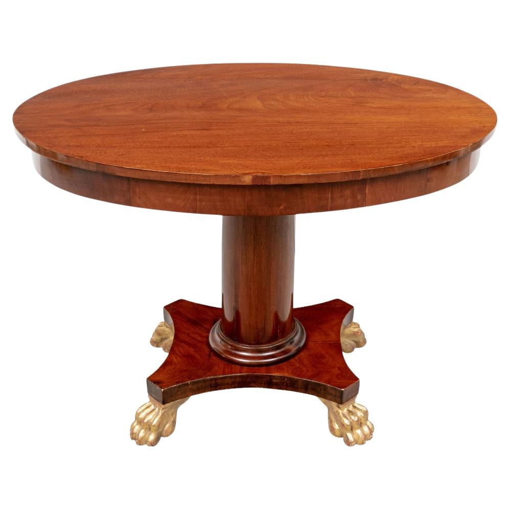Ovaler Mahagoni-Tisch im Regency-Stil  im Angebot
