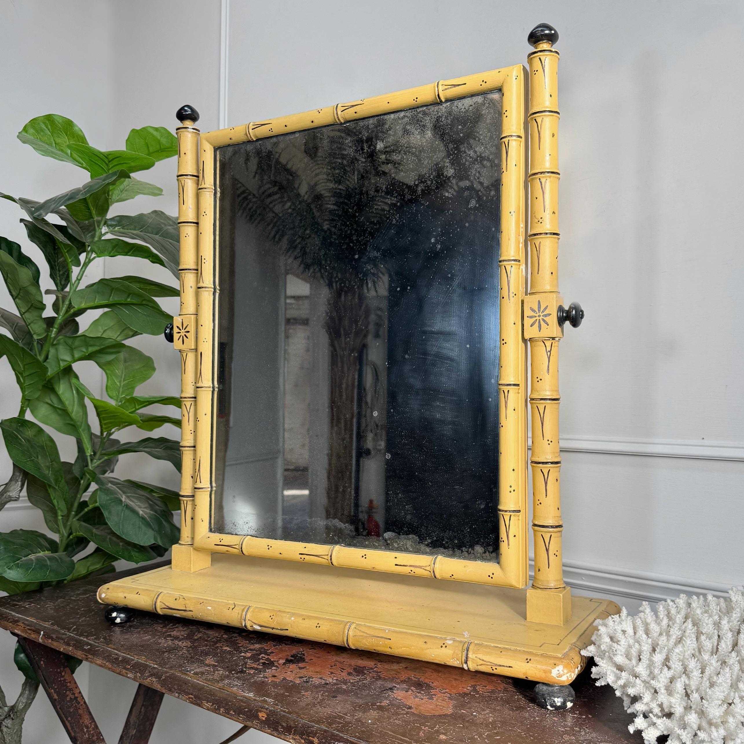 Regency Painted Faux Bamboo Dressing Table Mirror In Good Condition For Sale In Hastings, GB