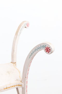 Regency Painted Plant Stand