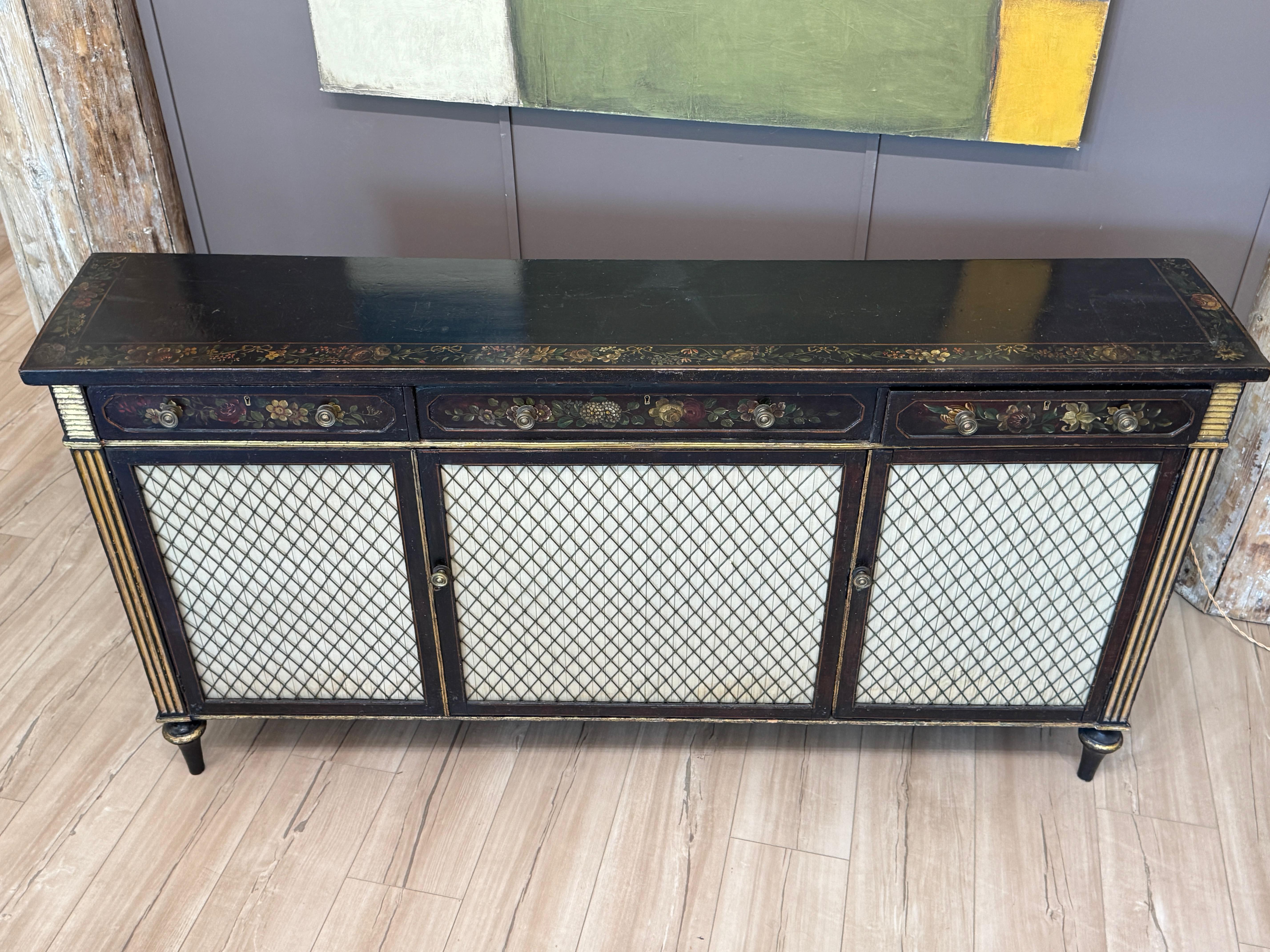 Regency Parcel-Gilt and Ebonized Painted Cabinet In Good Condition For Sale In Charlottesville, VA