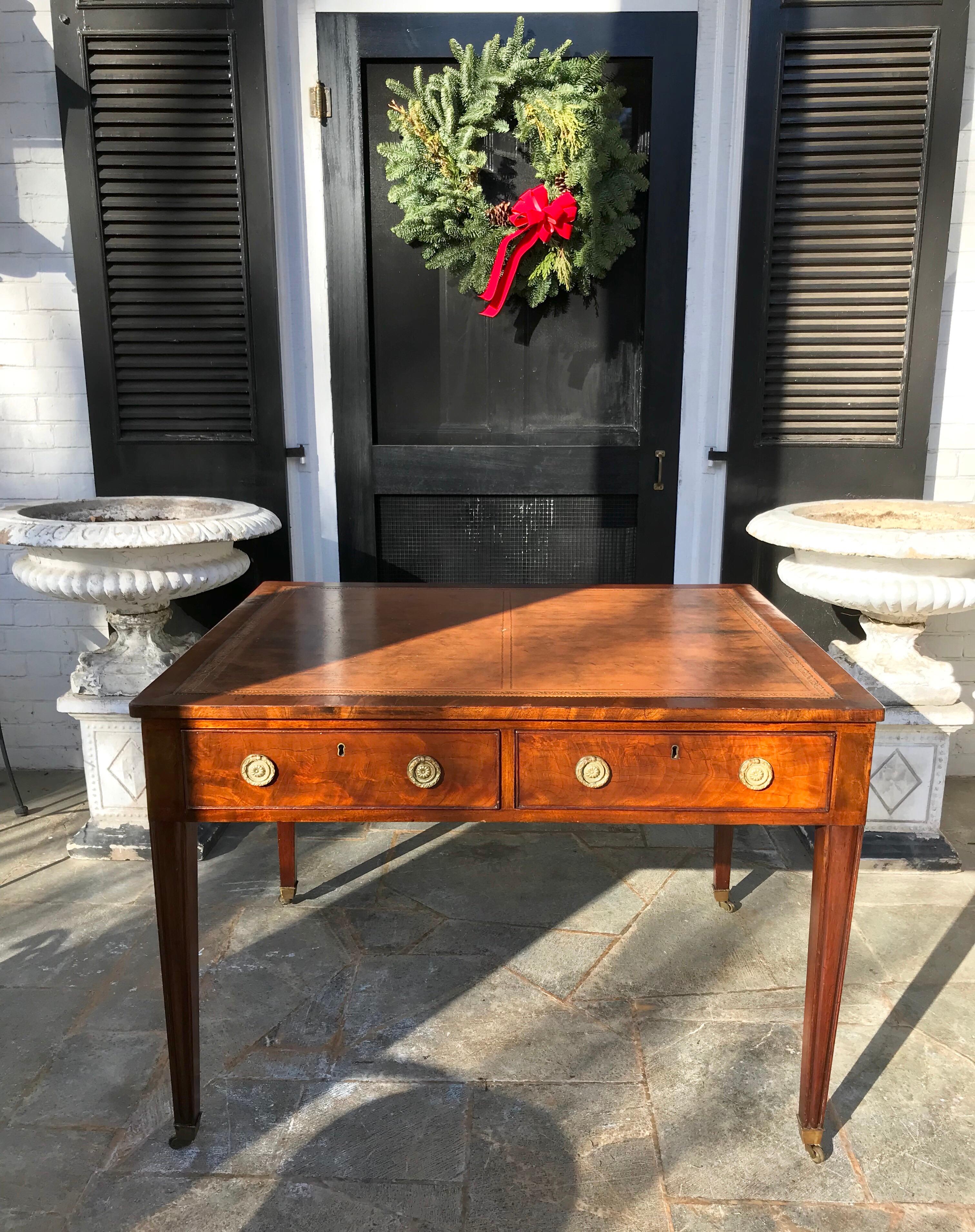 English Regency Partners Desk or Writing Table of Mahogany For Sale