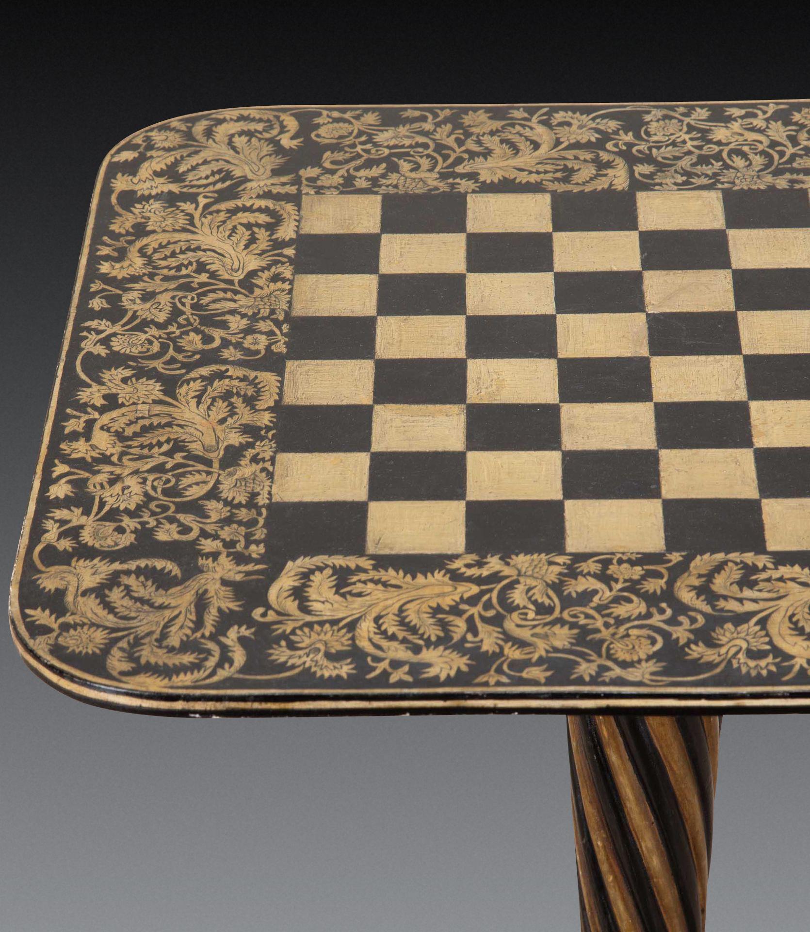Pin Table à jeux tripode Regency Penwork en vente