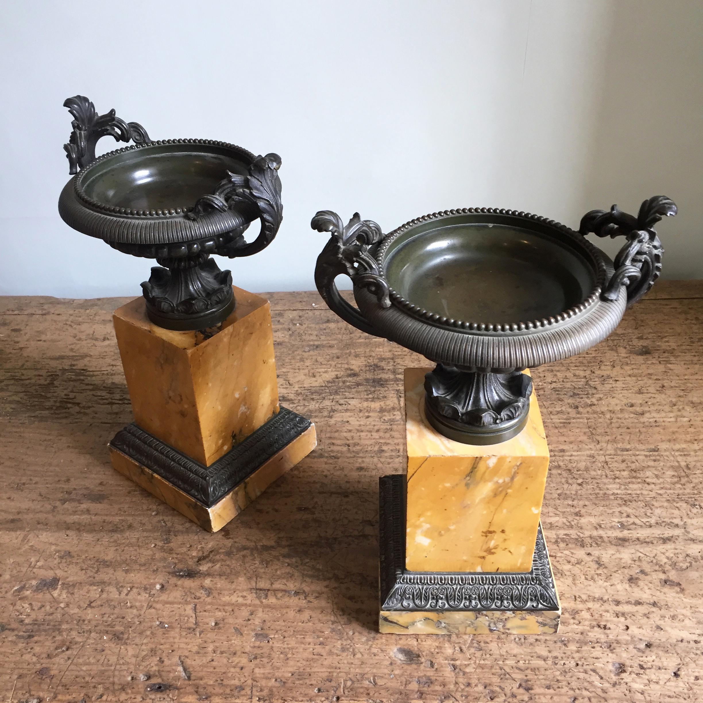 Regency Period Bronze Tazza Urns on Sienna Marble Bases In Good Condition For Sale In Tetbury, GB