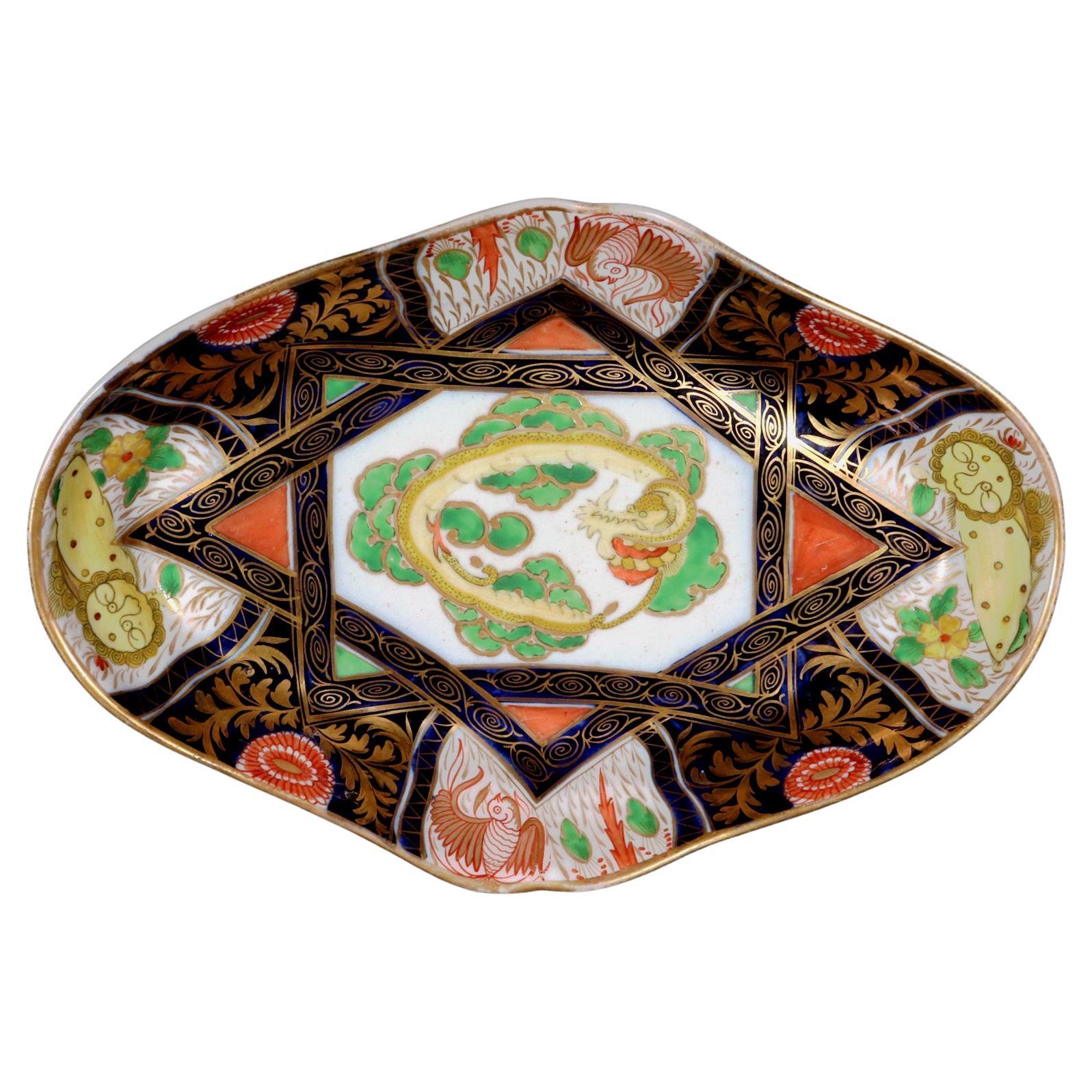 Regency Period Coalport Porcelain Chinoiserie Dish with Yellow Dragon & Lions