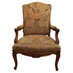 Französischer Sessel „Fauteuil a La Reine“ aus der Regency-Periode, 18. Jahrhundert – Frankreich