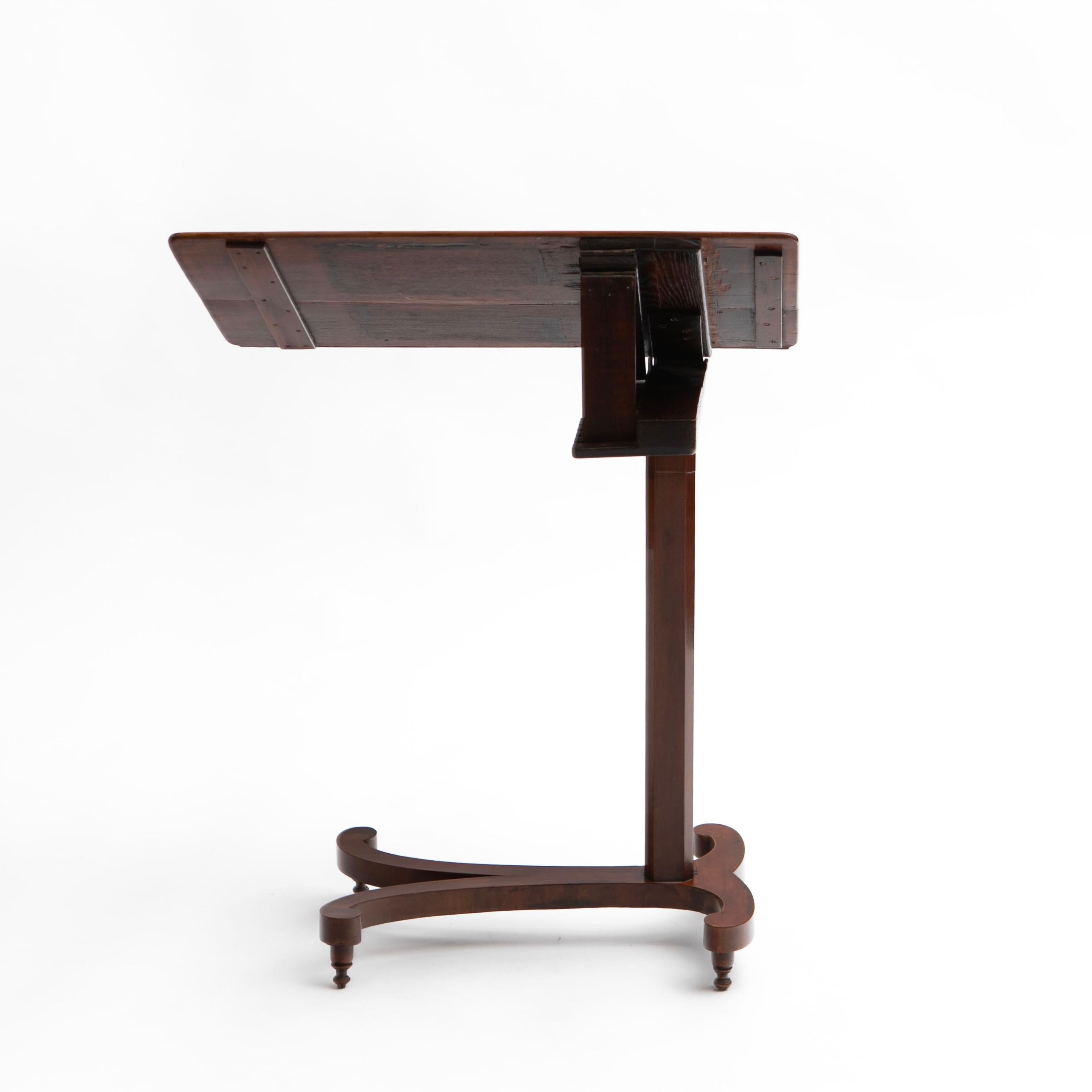 Regency Period Mahogany Lectern or Reading Bedside Table In Good Condition In Kastrup, DK