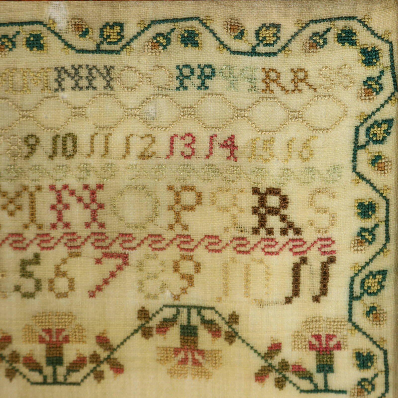 Début du XIXe siècle Sampler de Norfolk de l'époque de la Régence, 1828, par E A Giscard âgé de 12 ans en vente