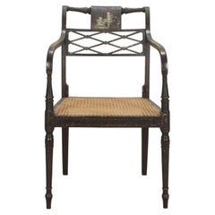 Sillón de brazos abiertos de la época Regencia con pintura original