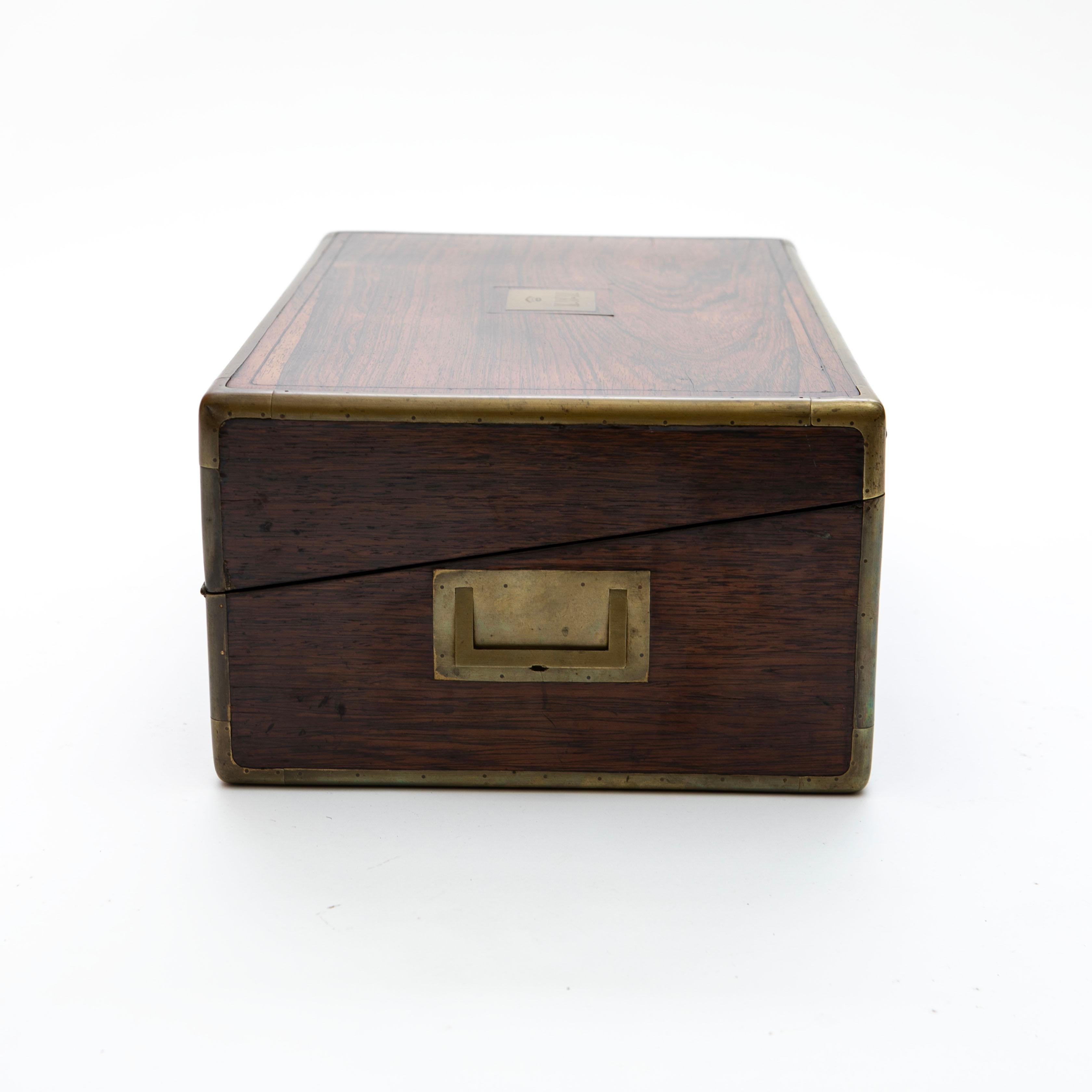 Caja de Escritura de Campaña de Palisandro del Periodo de la Regencia, Inglaterra Inglés en venta
