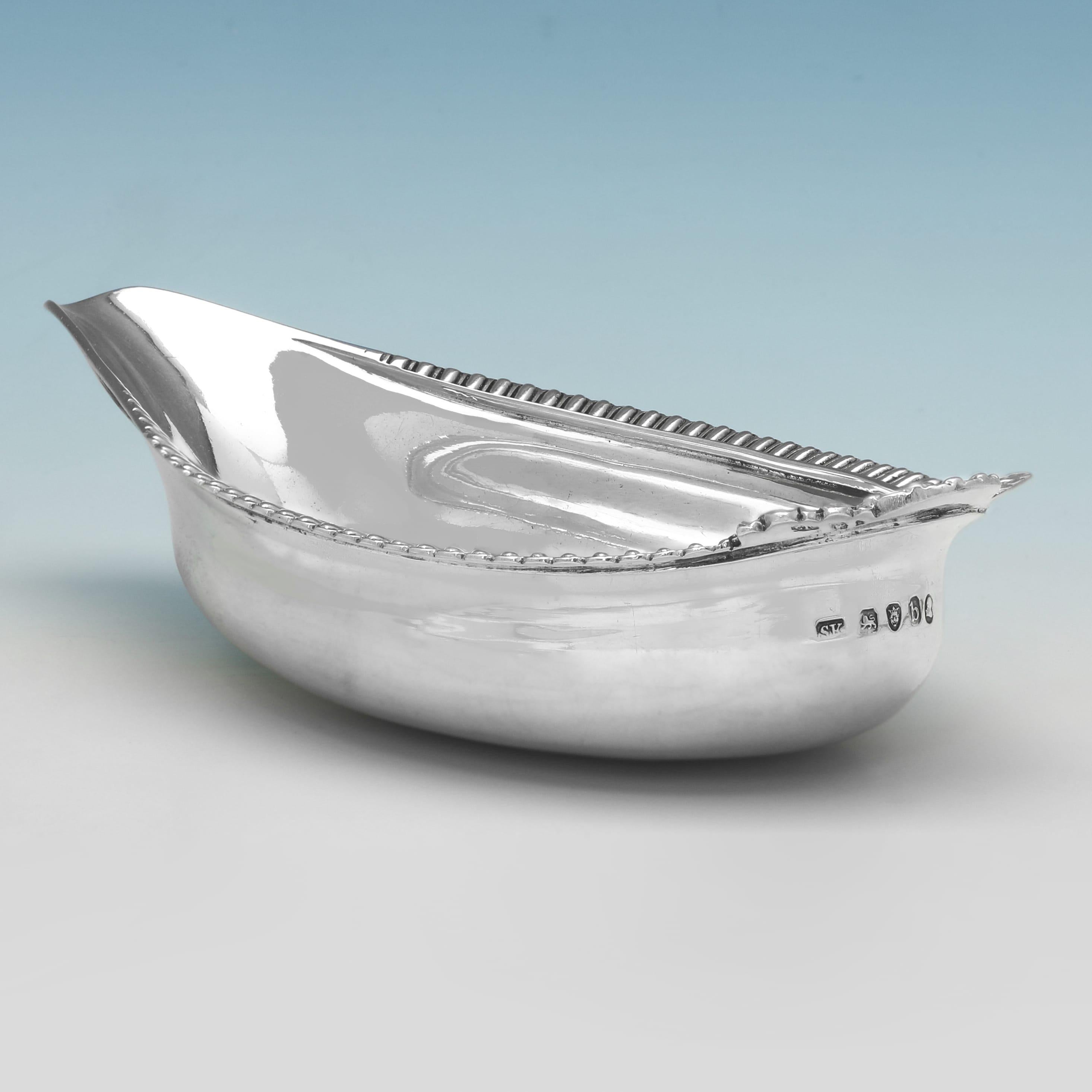 Regency Pap boat in argento sterling di epoca reggenziale realizzato da Samuel Knight a Londra nel 1817 in vendita