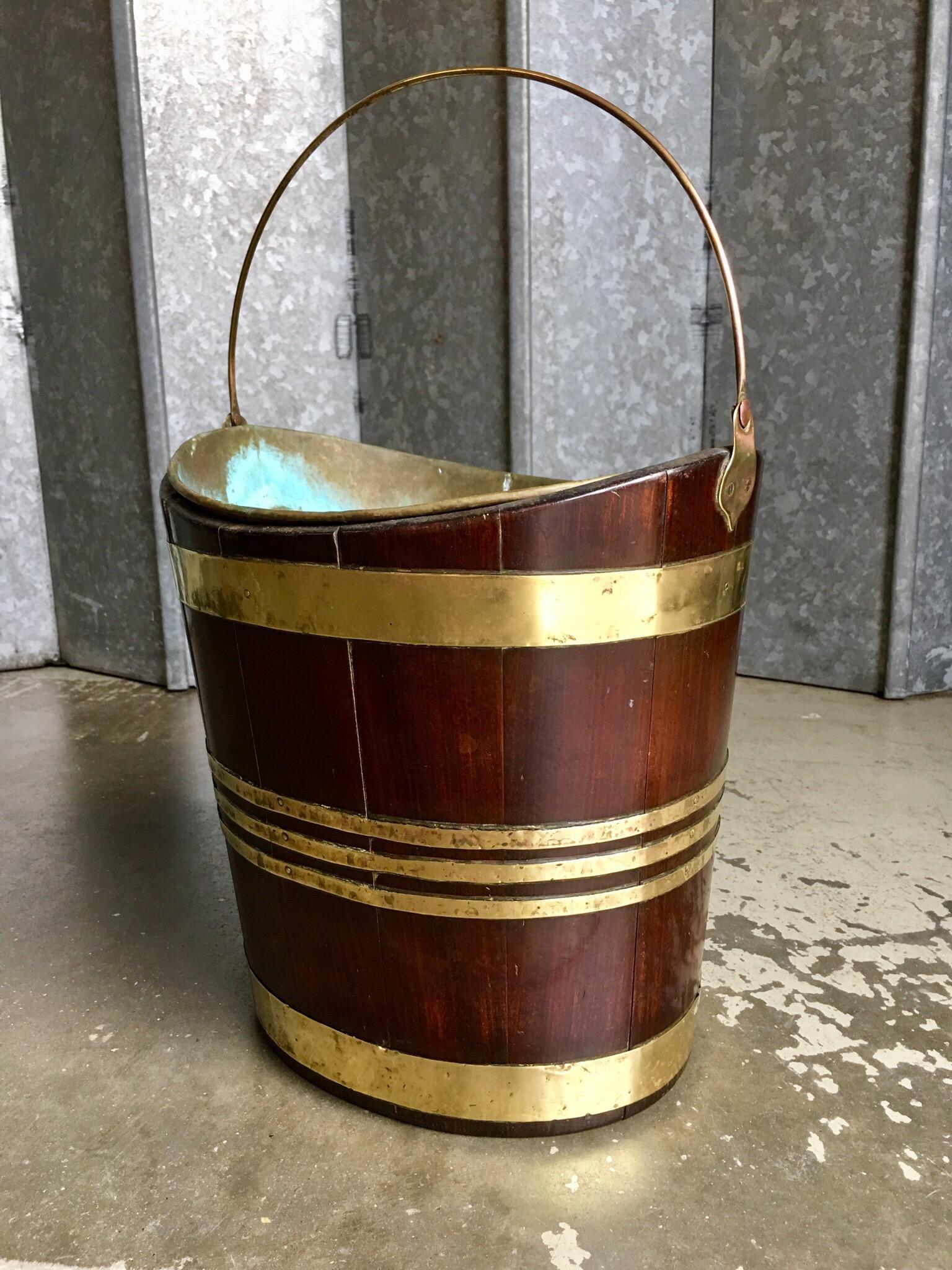 Dutch Colonial Regency Period Traditional Mahogany and Brass Peat Bucket, circa 1820 For Sale
