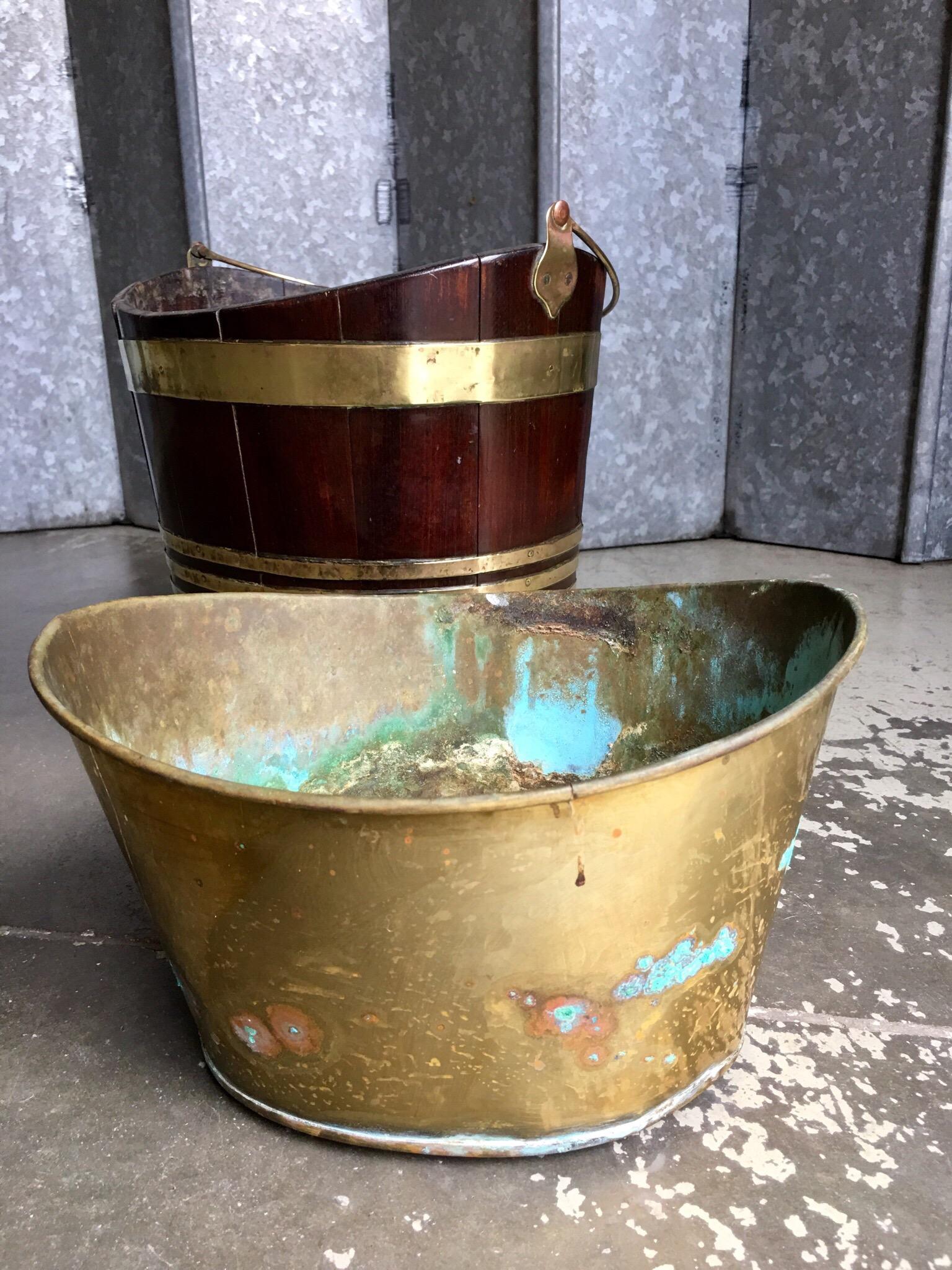 Regency Period Traditional Mahogany and Brass Peat Bucket, circa 1820 For Sale 1