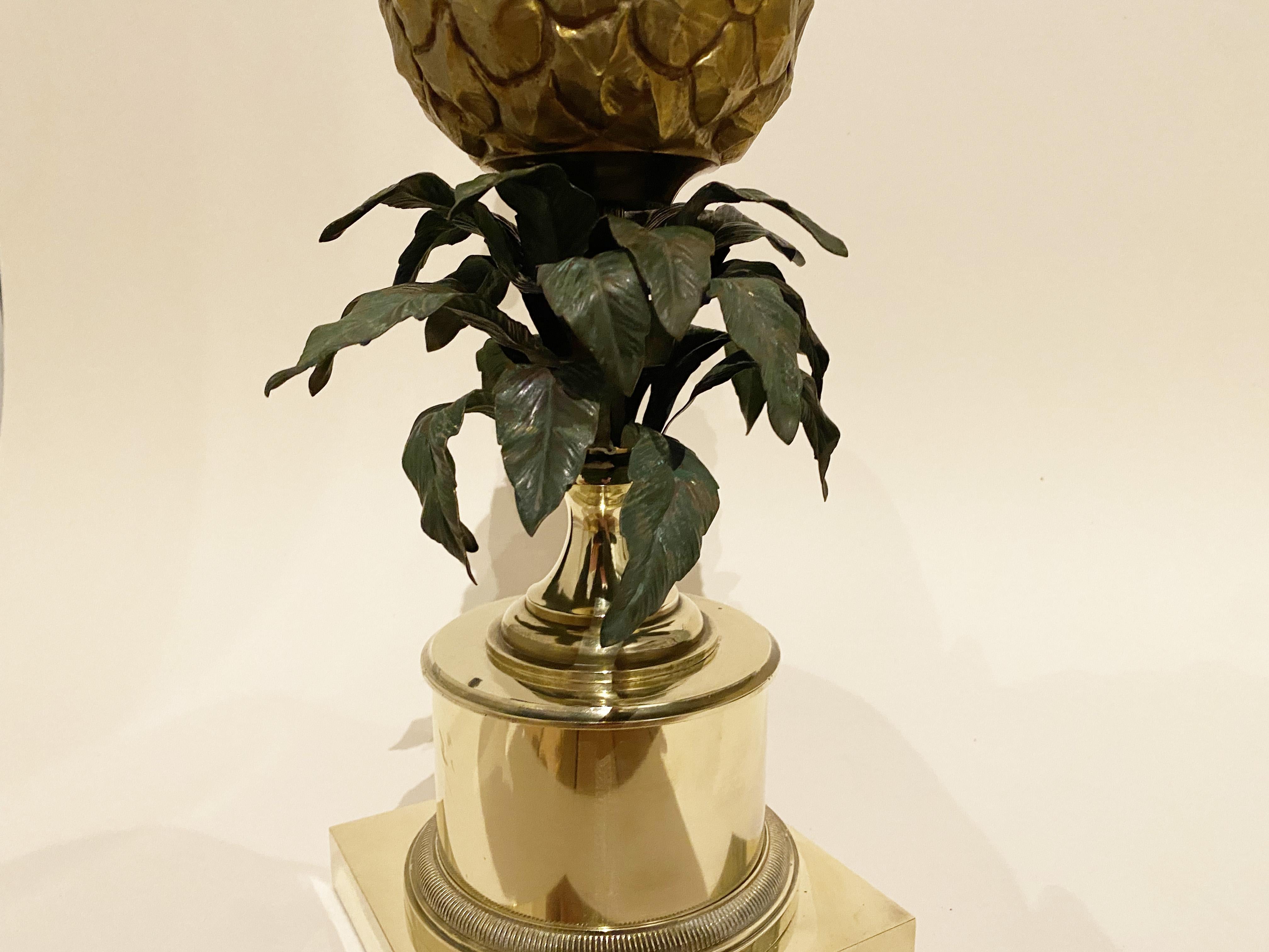 Lámpara de mesa de bronce 