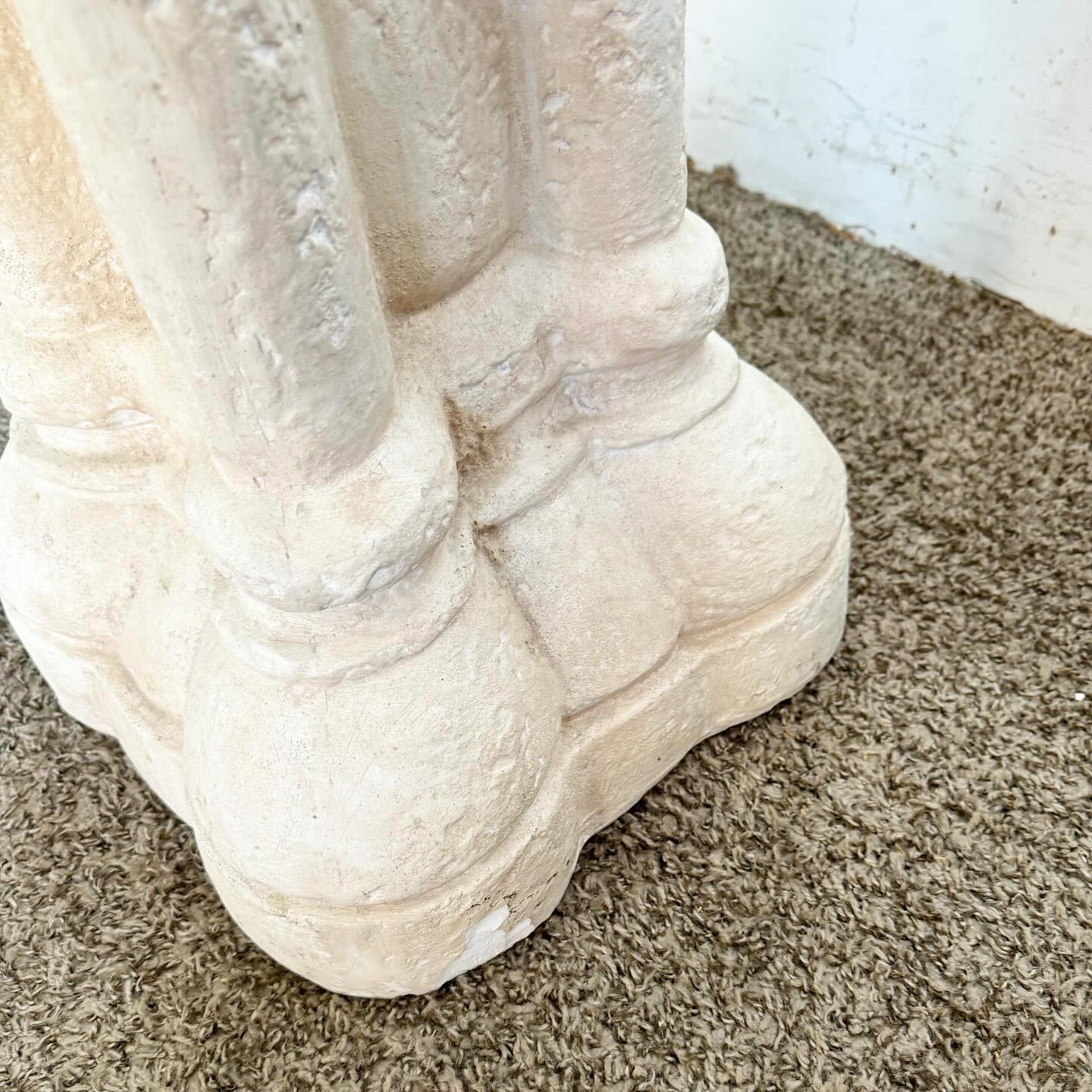 Américain Pedestal de pilier en céramique coulée Regency Plaster en vente