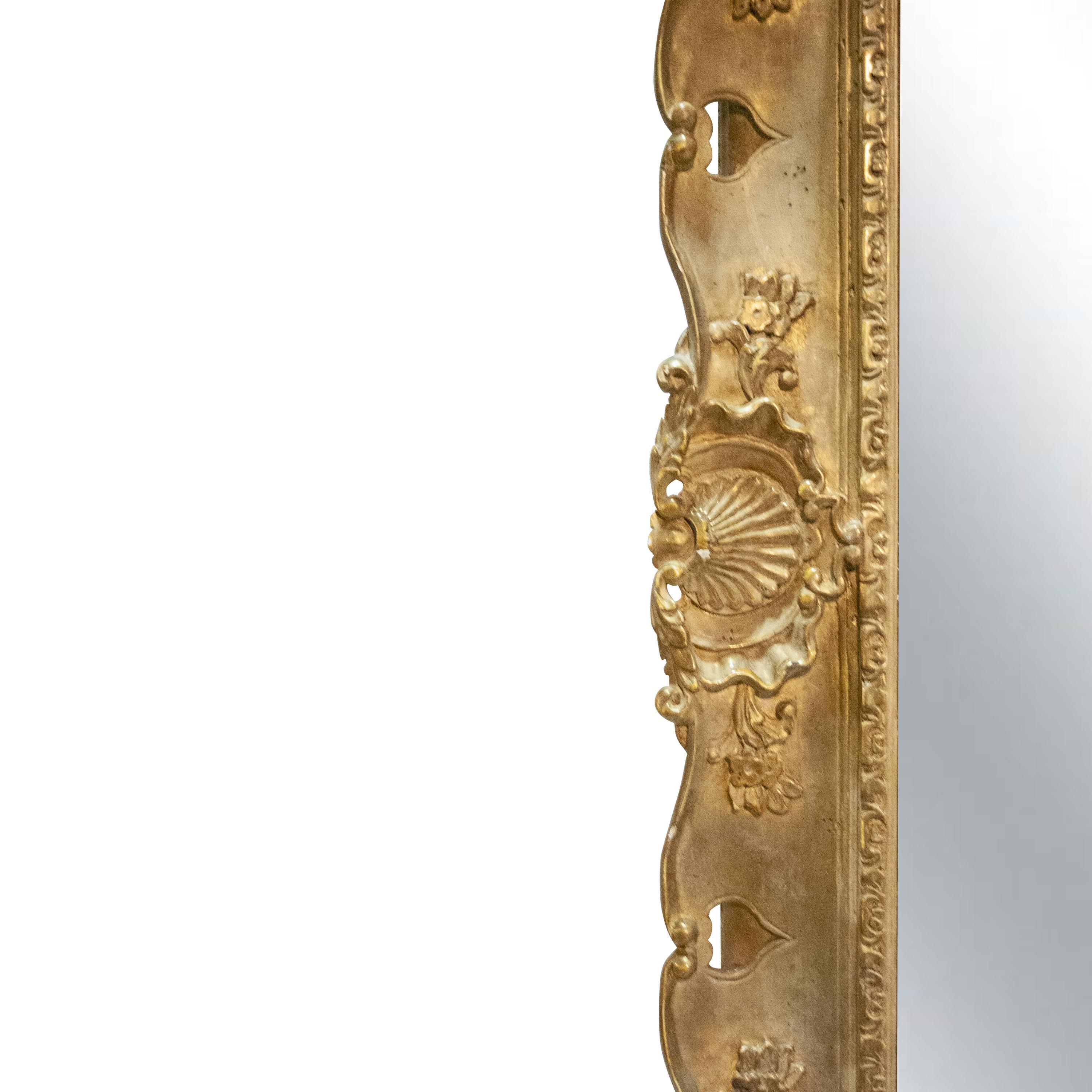 Regency Rectangular Handcrafted Gold Foil Wood Mirror Spanien, 1970 (Neoklassisch) im Angebot
